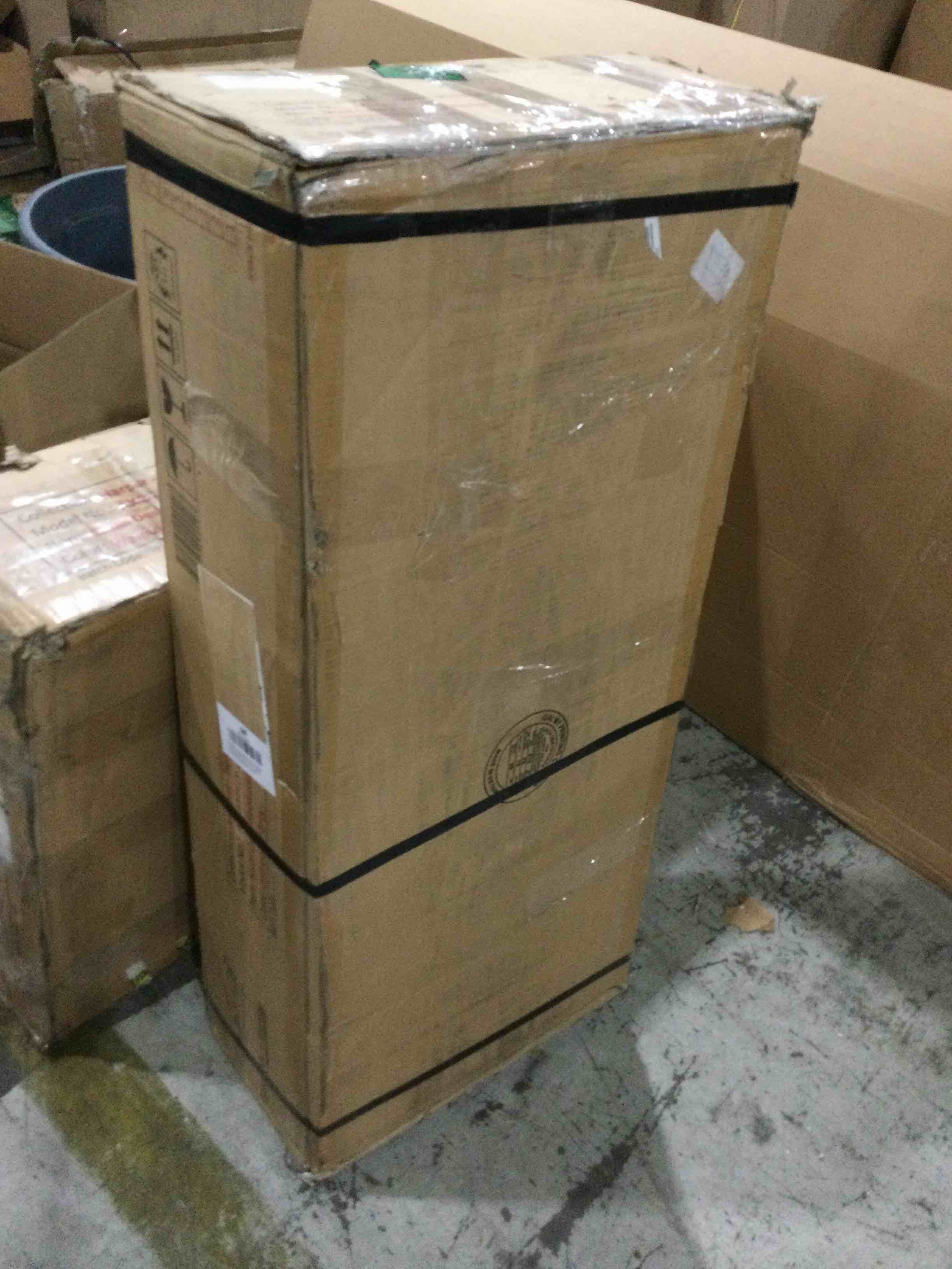 https://s3.amazonaws.com/lotting-images-prod/bidfta/BLU4675407_1690901527077.jpeg