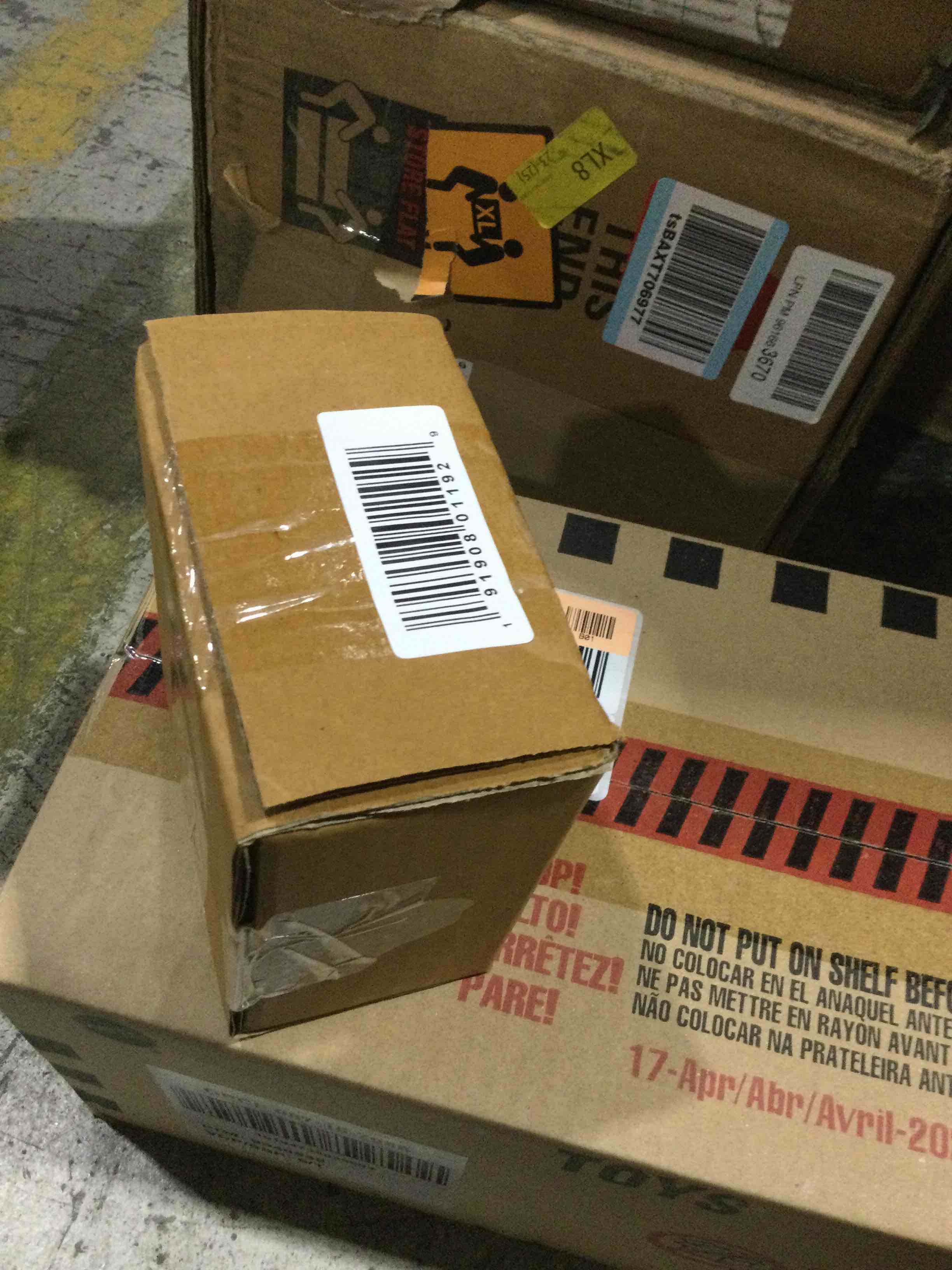 https://s3.amazonaws.com/lotting-images-prod/bidfta/BLU4675431_1690899273161.jpeg