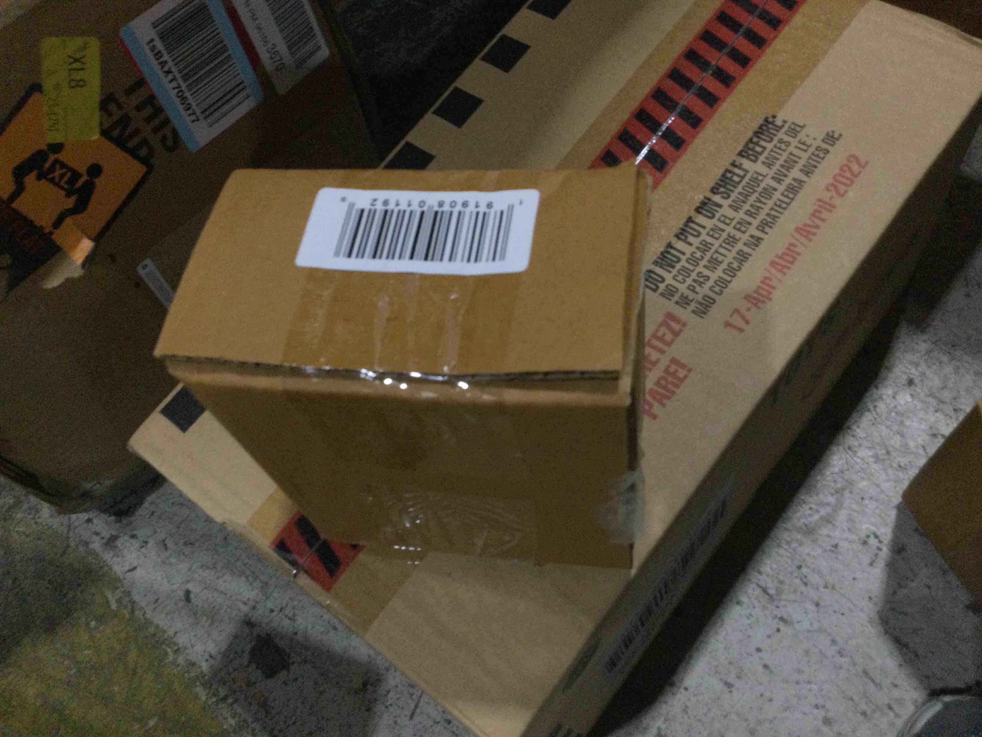 https://s3.amazonaws.com/lotting-images-prod/bidfta/BLU4675431_1690899276129.jpeg