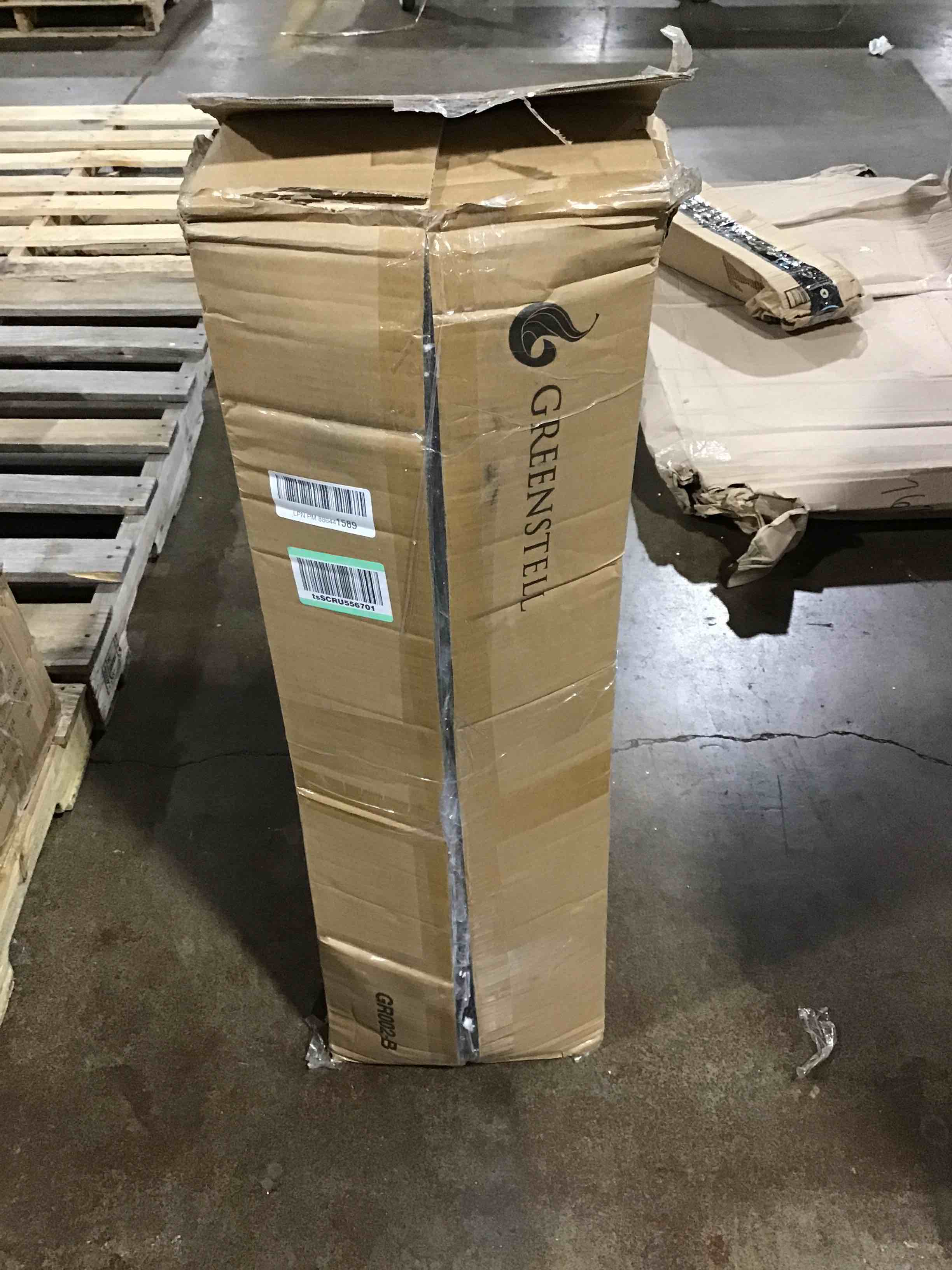 https://s3.amazonaws.com/lotting-images-prod/bidfta/BLU4713531_1682543696683.jpeg