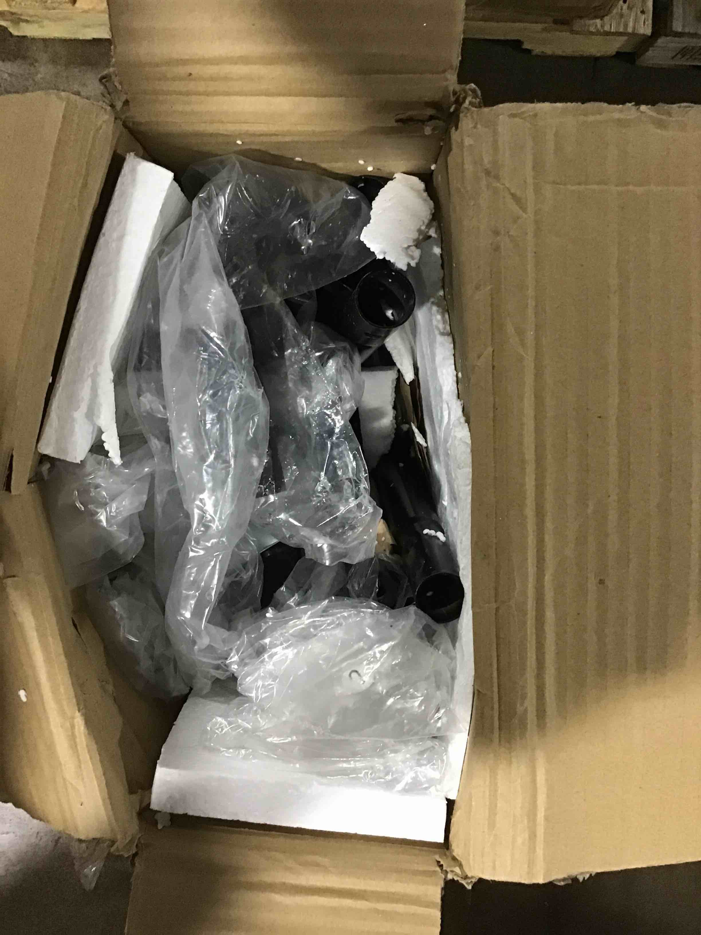 https://s3.amazonaws.com/lotting-images-prod/bidfta/BLU4713531_1682543719991.jpeg