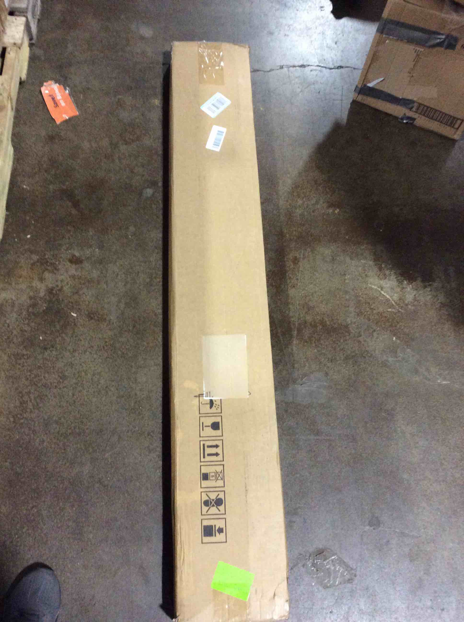https://s3.amazonaws.com/lotting-images-prod/bidfta/BLU4713545_1682609690391.jpeg