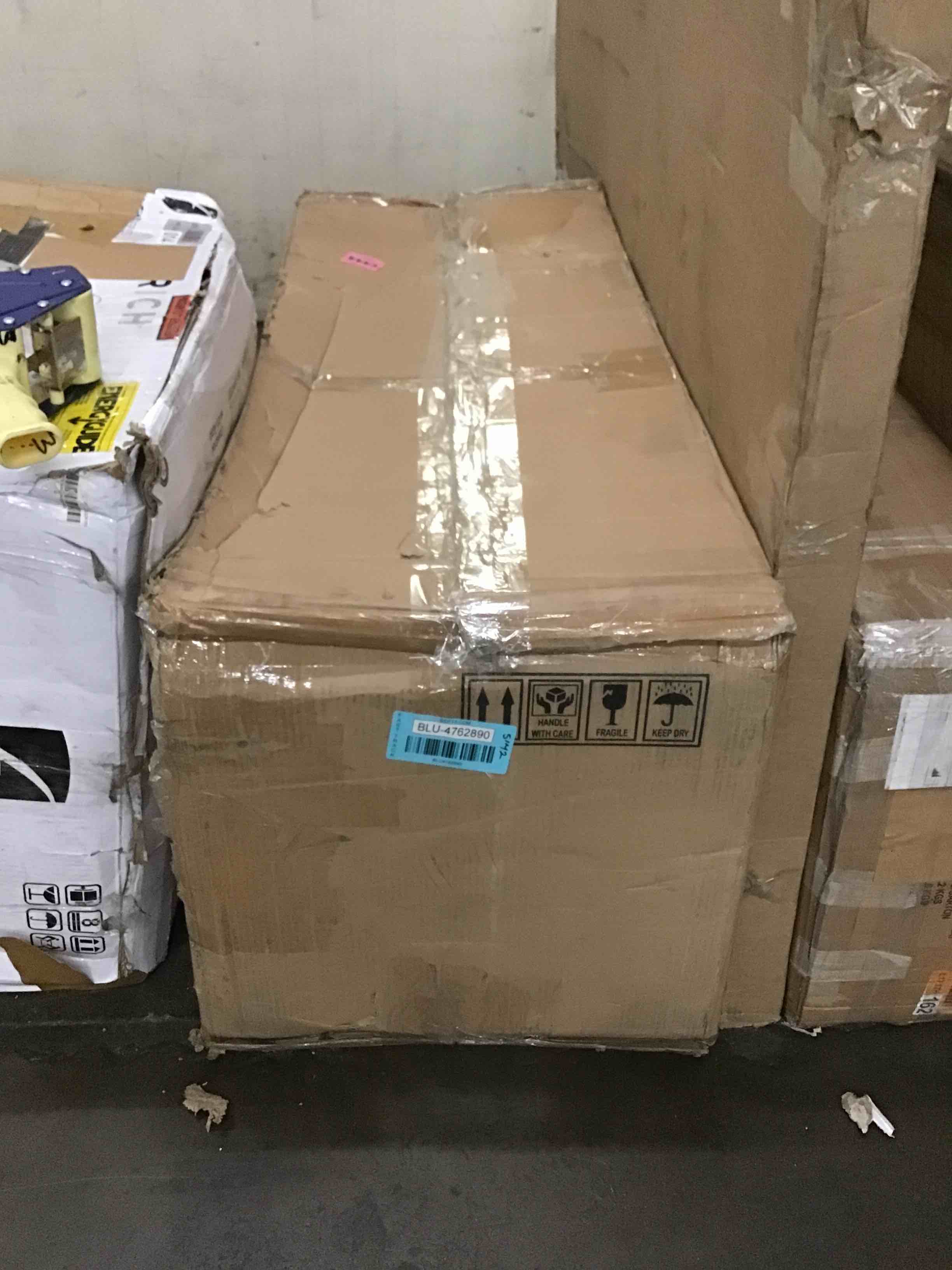 https://s3.amazonaws.com/lotting-images-prod/bidfta/BLU4762890_1695907144771.jpeg