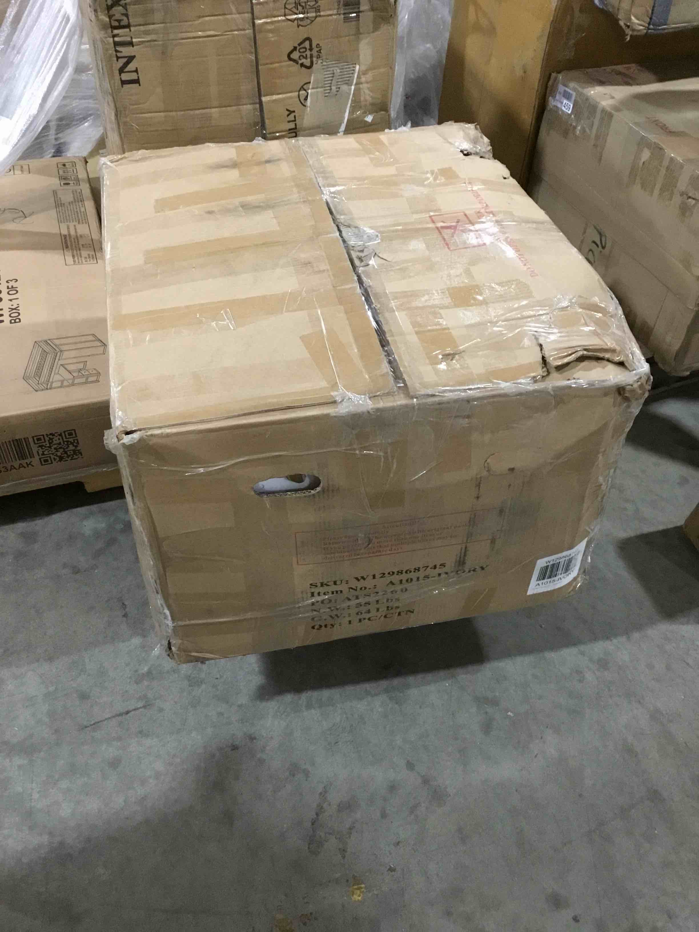 https://s3.amazonaws.com/lotting-images-prod/bidfta/BLU4772886_1690225604730.jpeg
