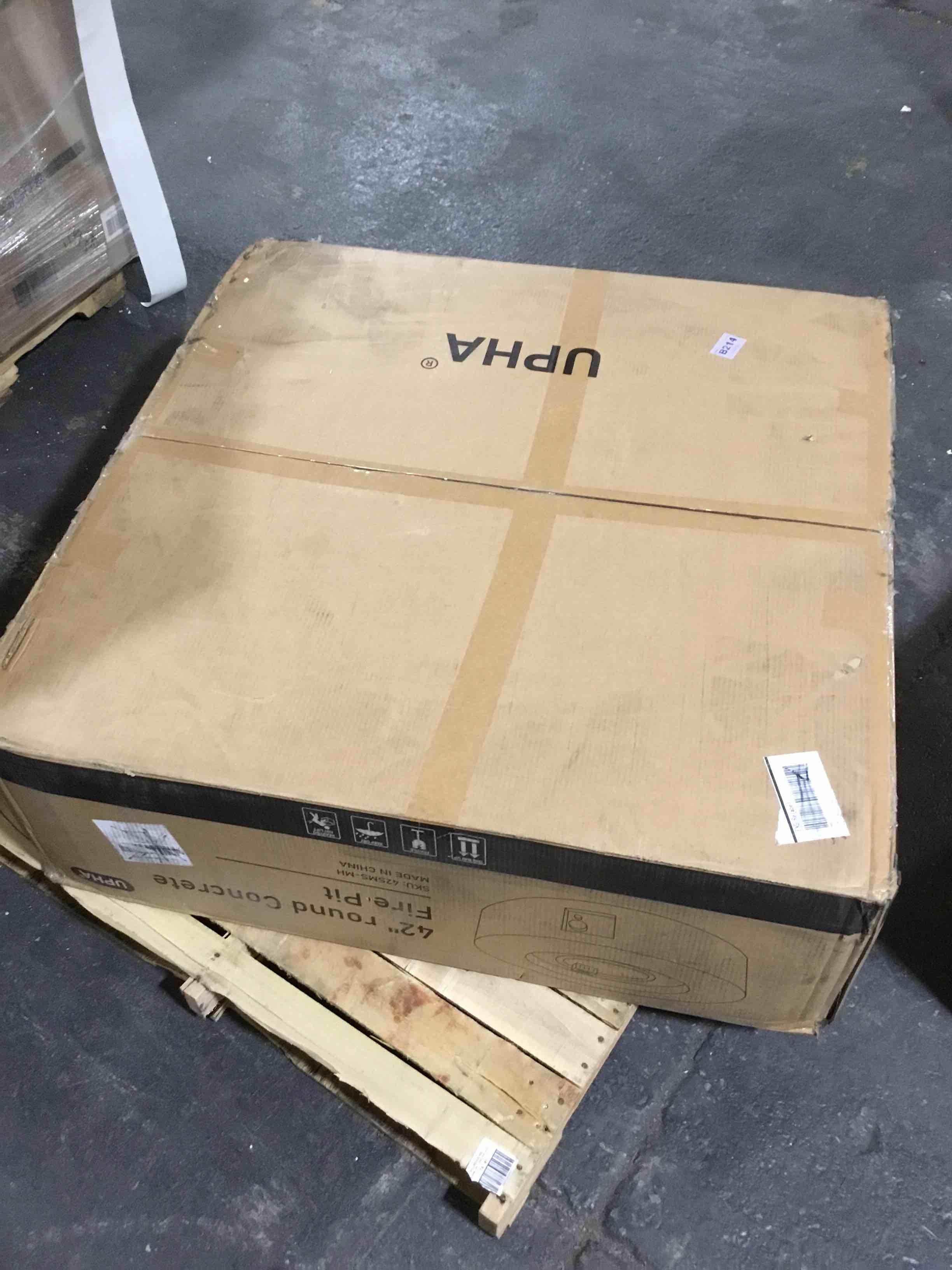 https://s3.amazonaws.com/lotting-images-prod/bidfta/BLU4773253_1691002791140.jpeg