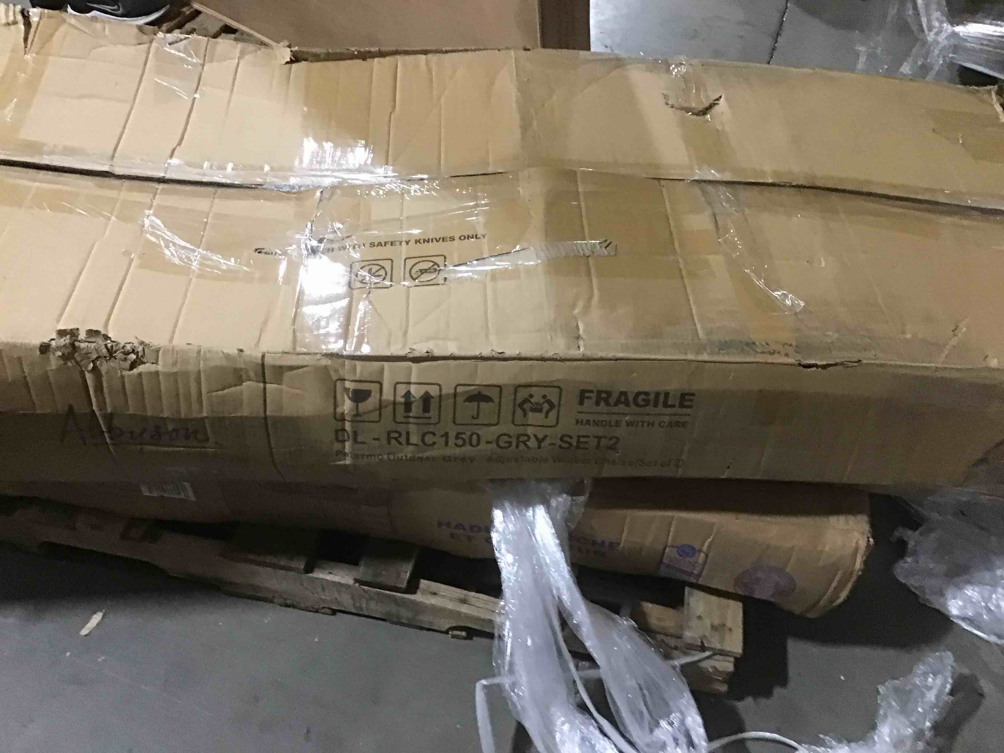 https://s3.amazonaws.com/lotting-images-prod/bidfta/BLU4773506_1687441800794.jpeg