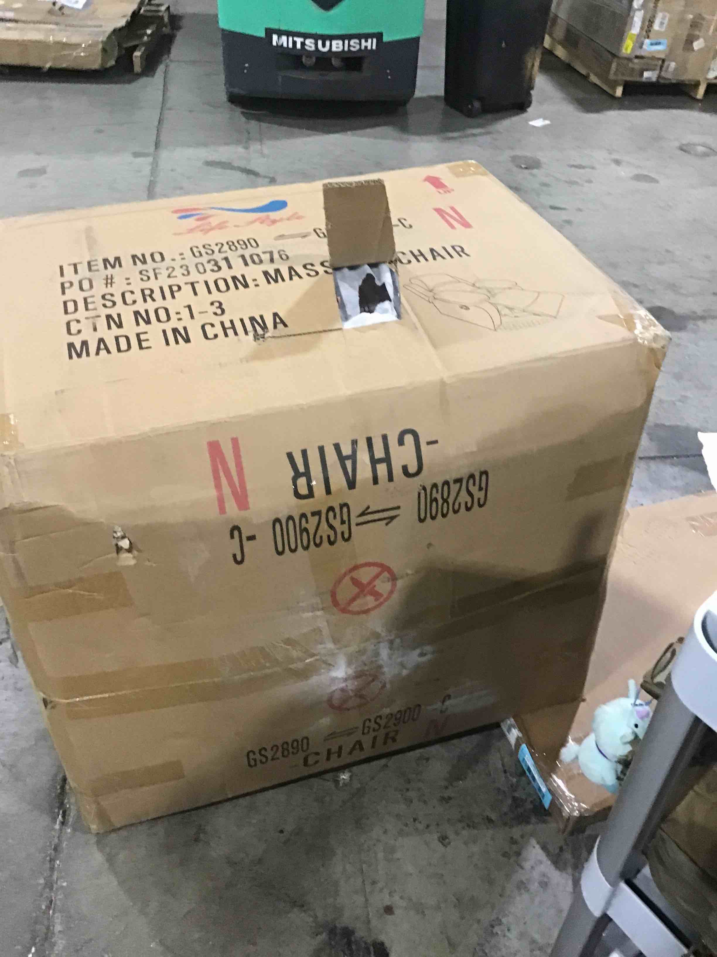 https://s3.amazonaws.com/lotting-images-prod/bidfta/BLU4774376_1689087213687.jpeg