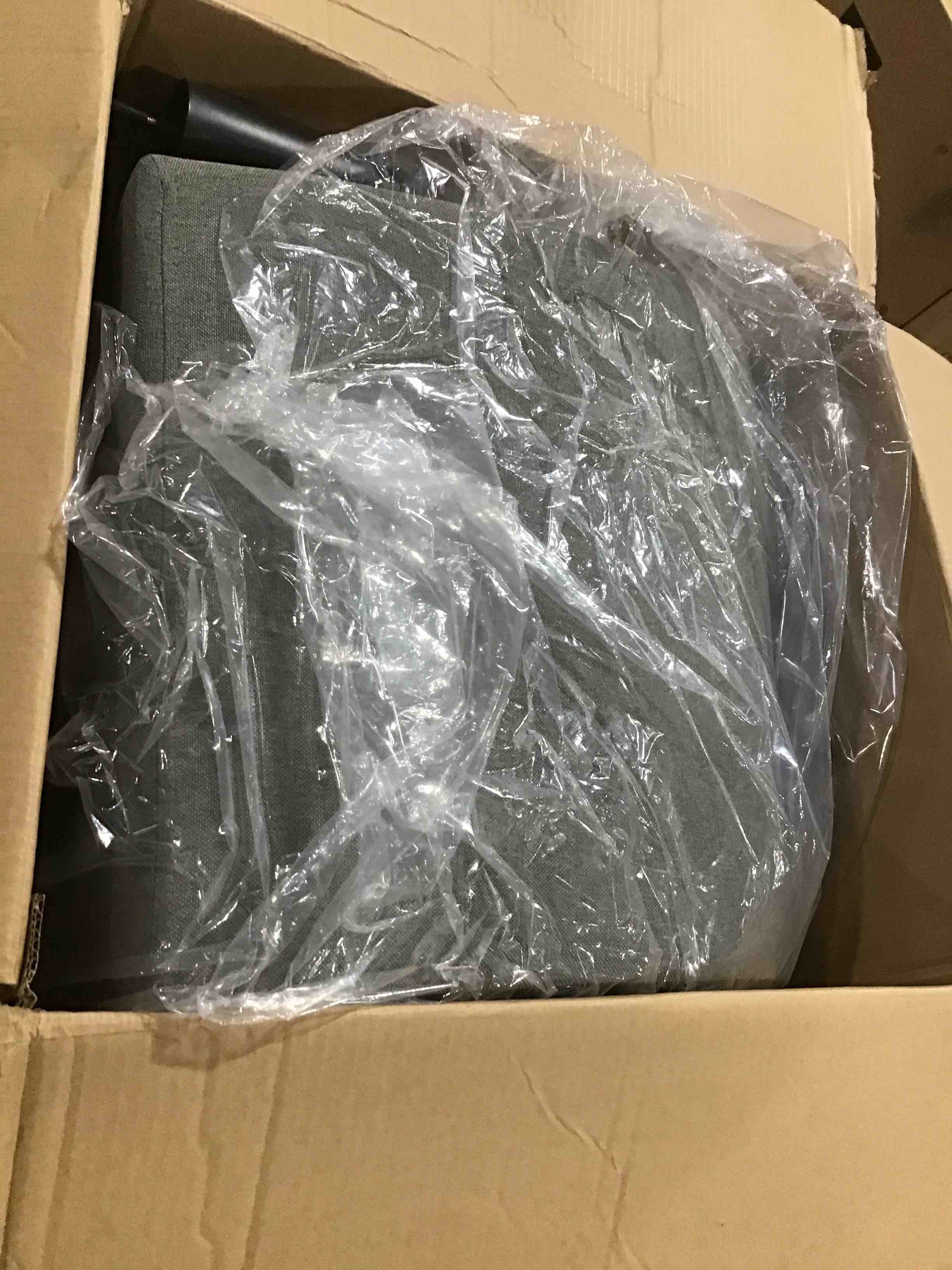 https://s3.amazonaws.com/lotting-images-prod/bidfta/BLU4774406_1689088776076.jpeg