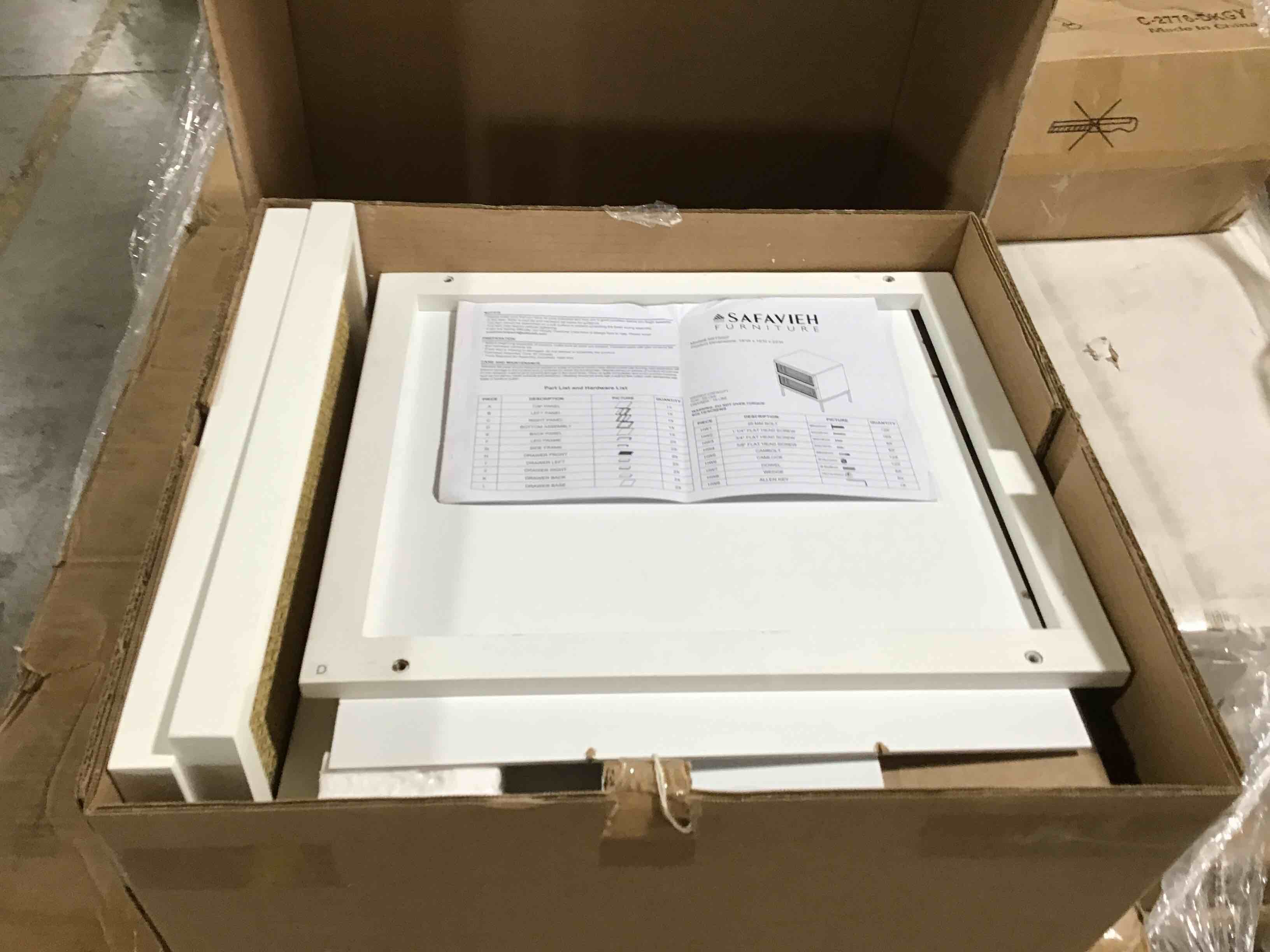 https://s3.amazonaws.com/lotting-images-prod/bidfta/BLU4775266_1688152782671.jpeg