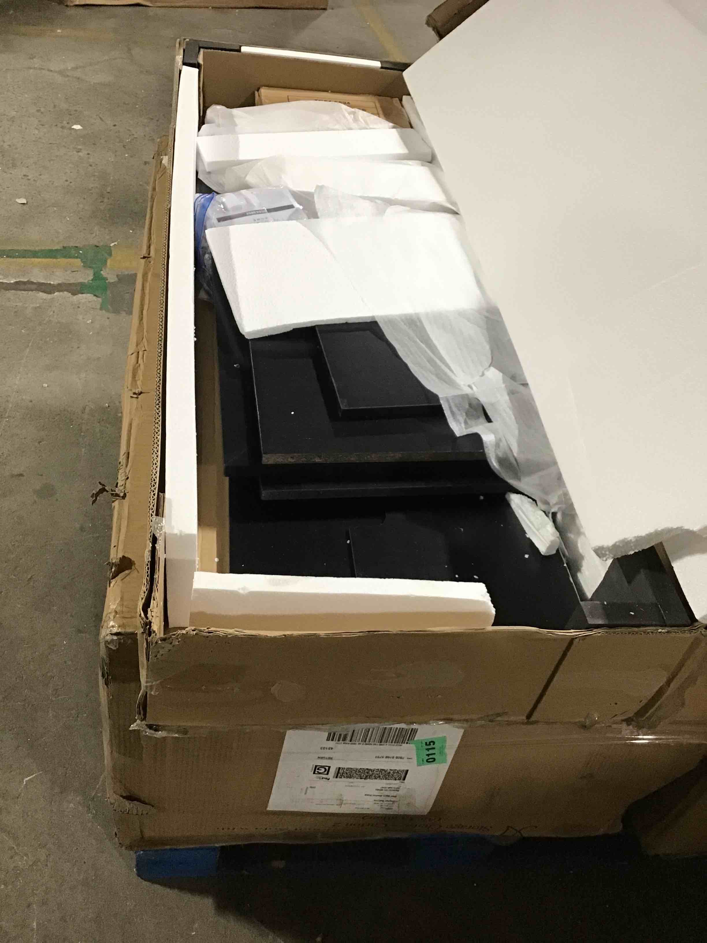 https://s3.amazonaws.com/lotting-images-prod/bidfta/BLU4775914_1690392385430.jpeg