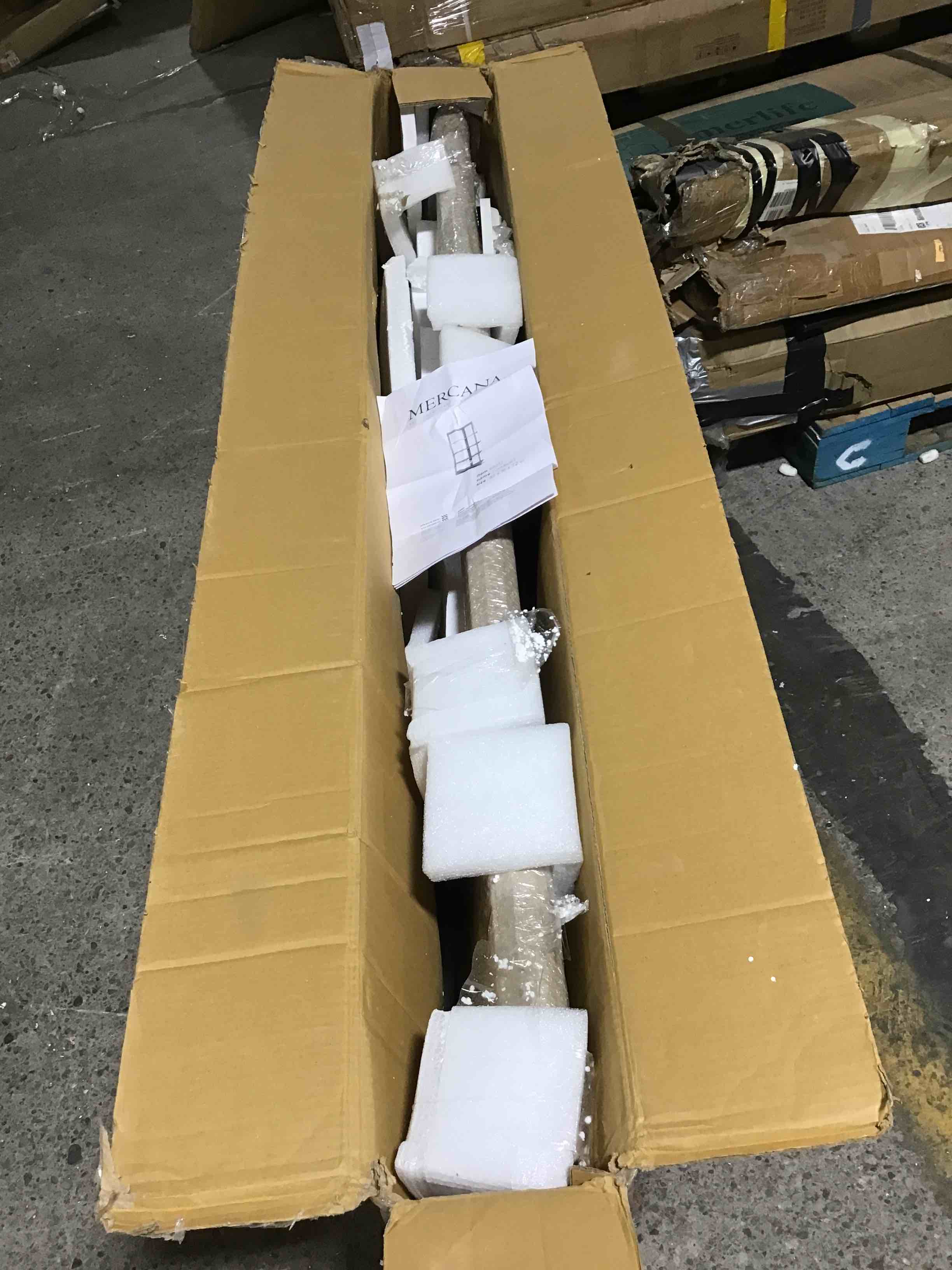 https://s3.amazonaws.com/lotting-images-prod/bidfta/BLU4776009_1690833810230.jpeg