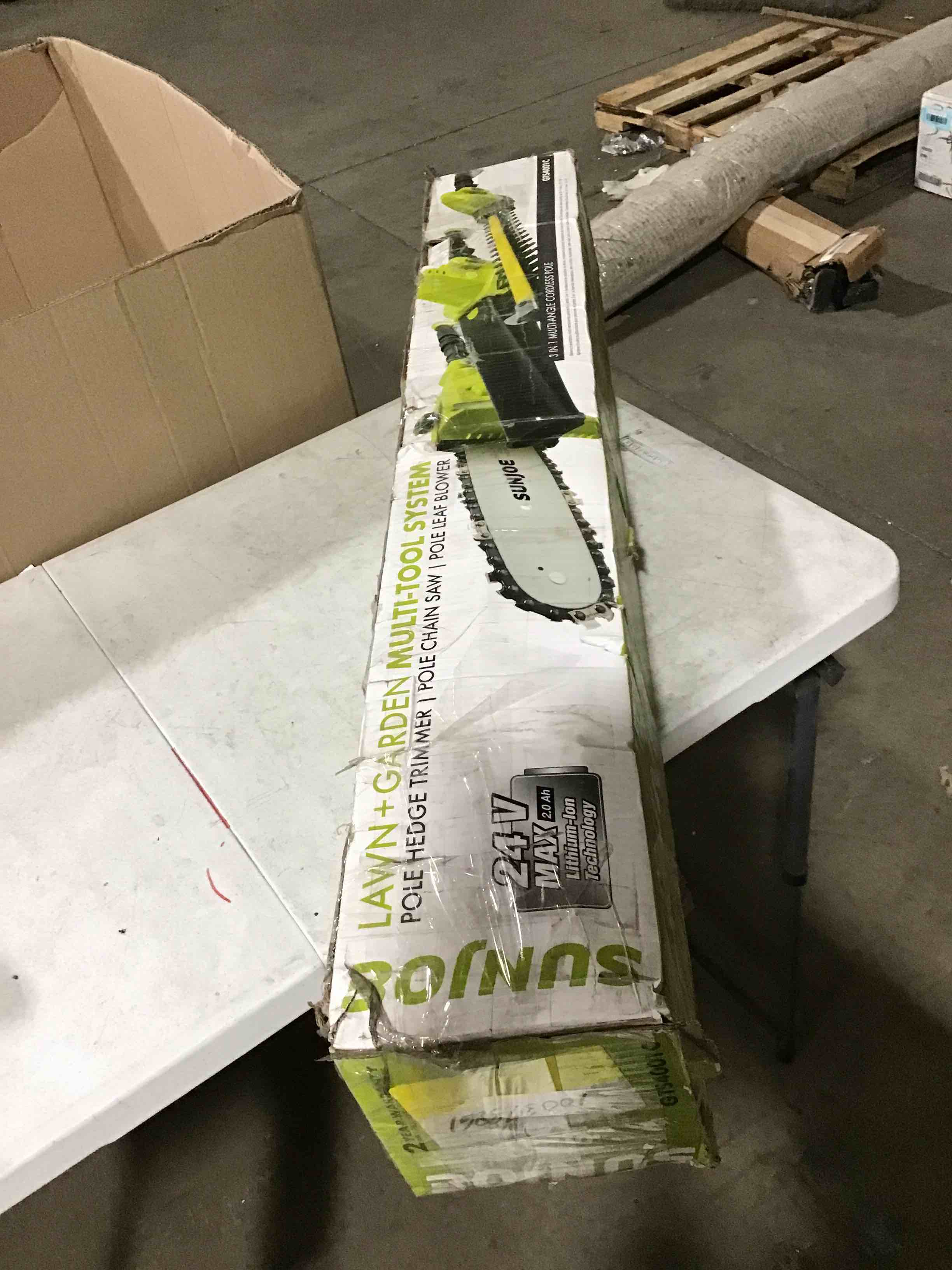 https://s3.amazonaws.com/lotting-images-prod/bidfta/BLU4776240_1691089532229.jpeg