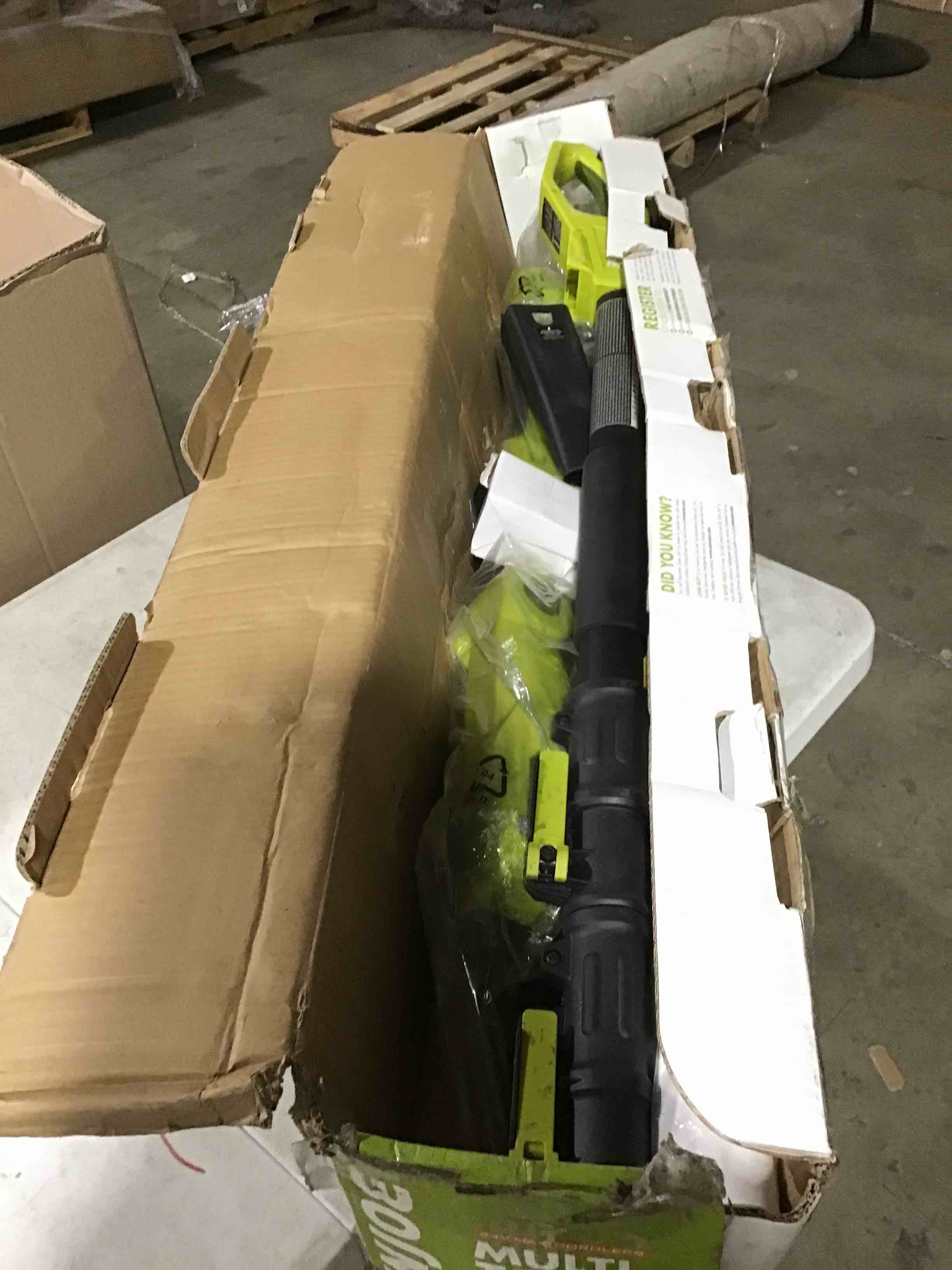 https://s3.amazonaws.com/lotting-images-prod/bidfta/BLU4776251_1691093005967.jpeg