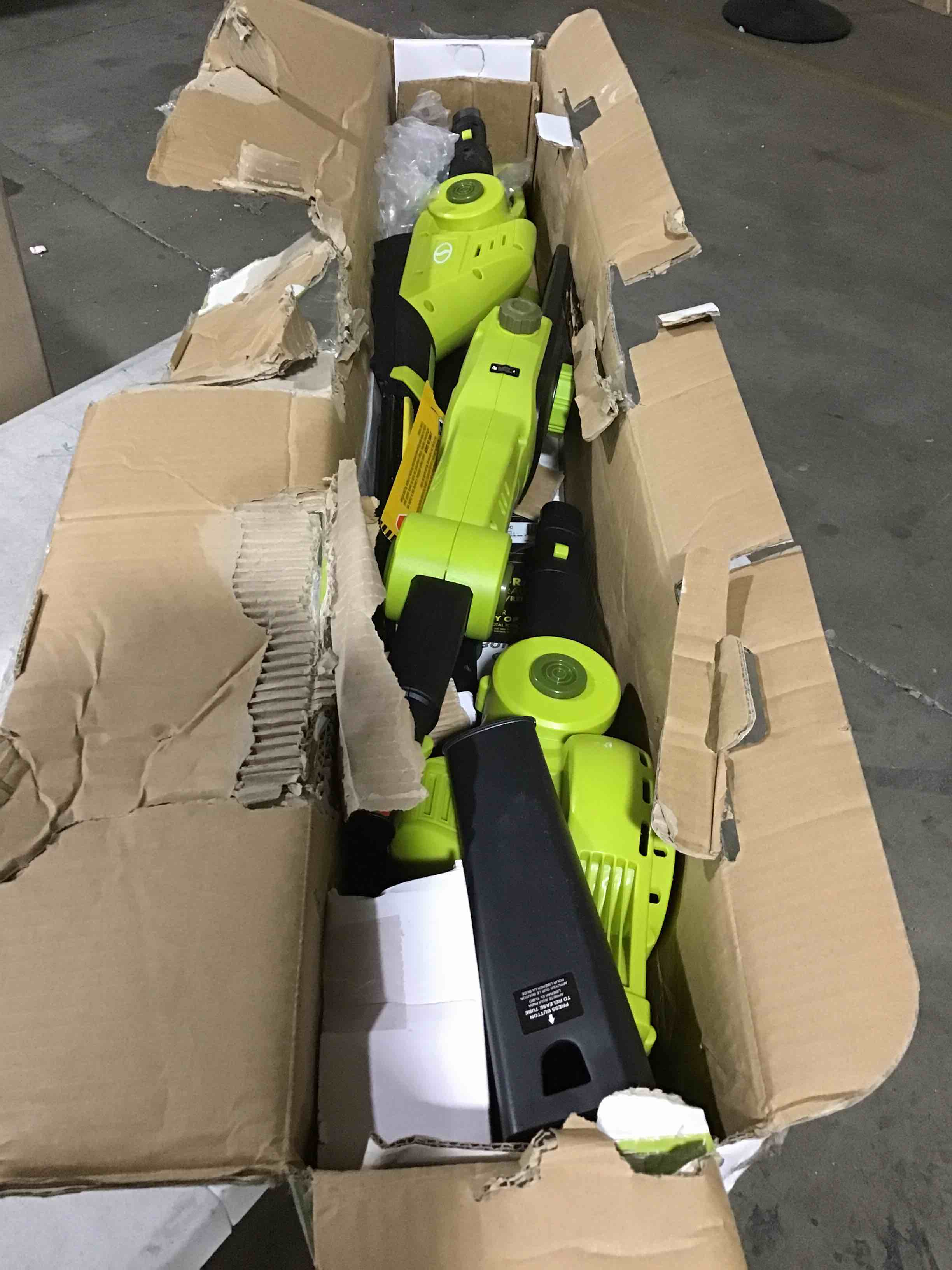 https://s3.amazonaws.com/lotting-images-prod/bidfta/BLU4776255_1691094256325.jpeg