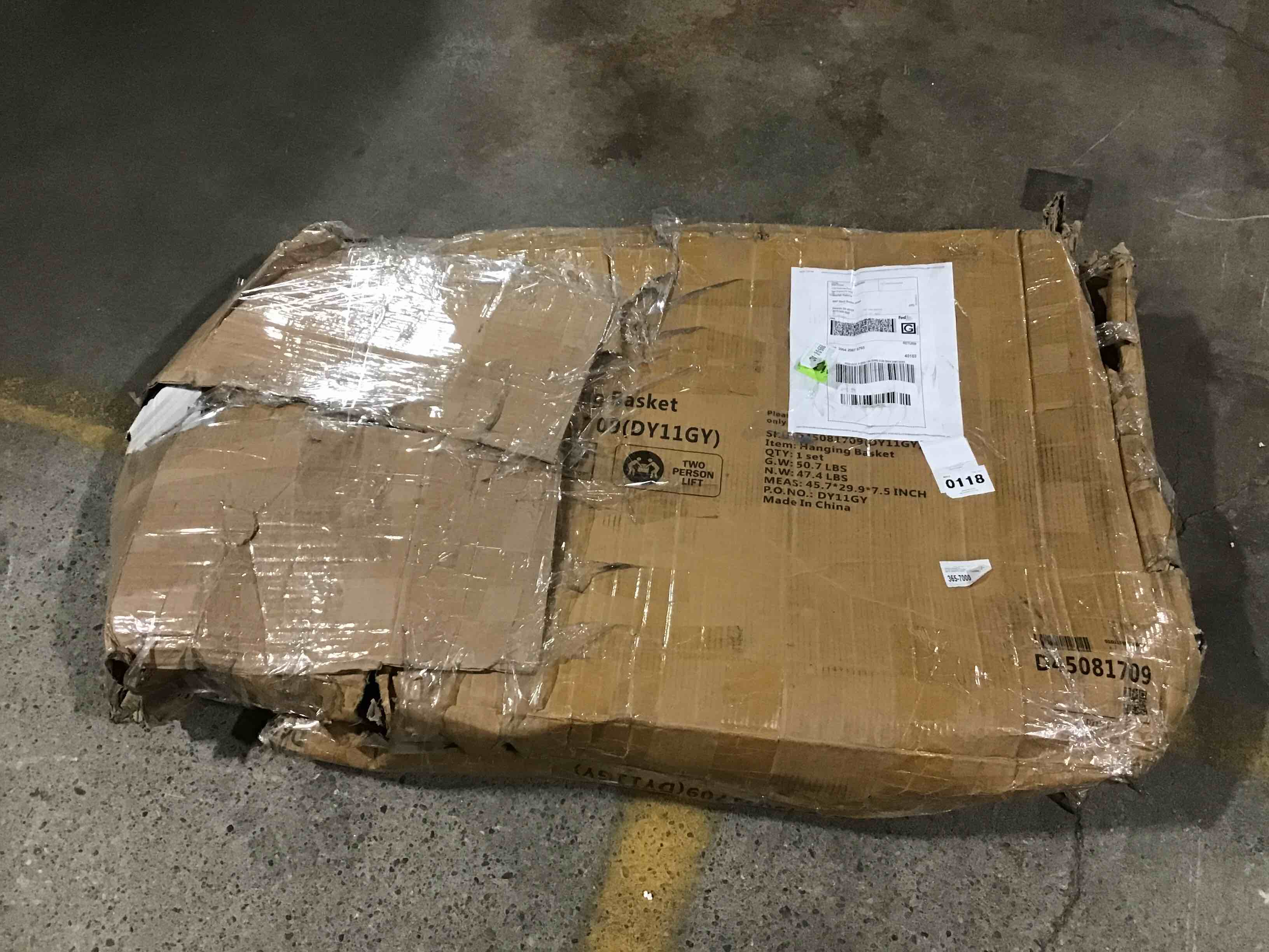 https://s3.amazonaws.com/lotting-images-prod/bidfta/BLU4776531_1687966038799.jpeg