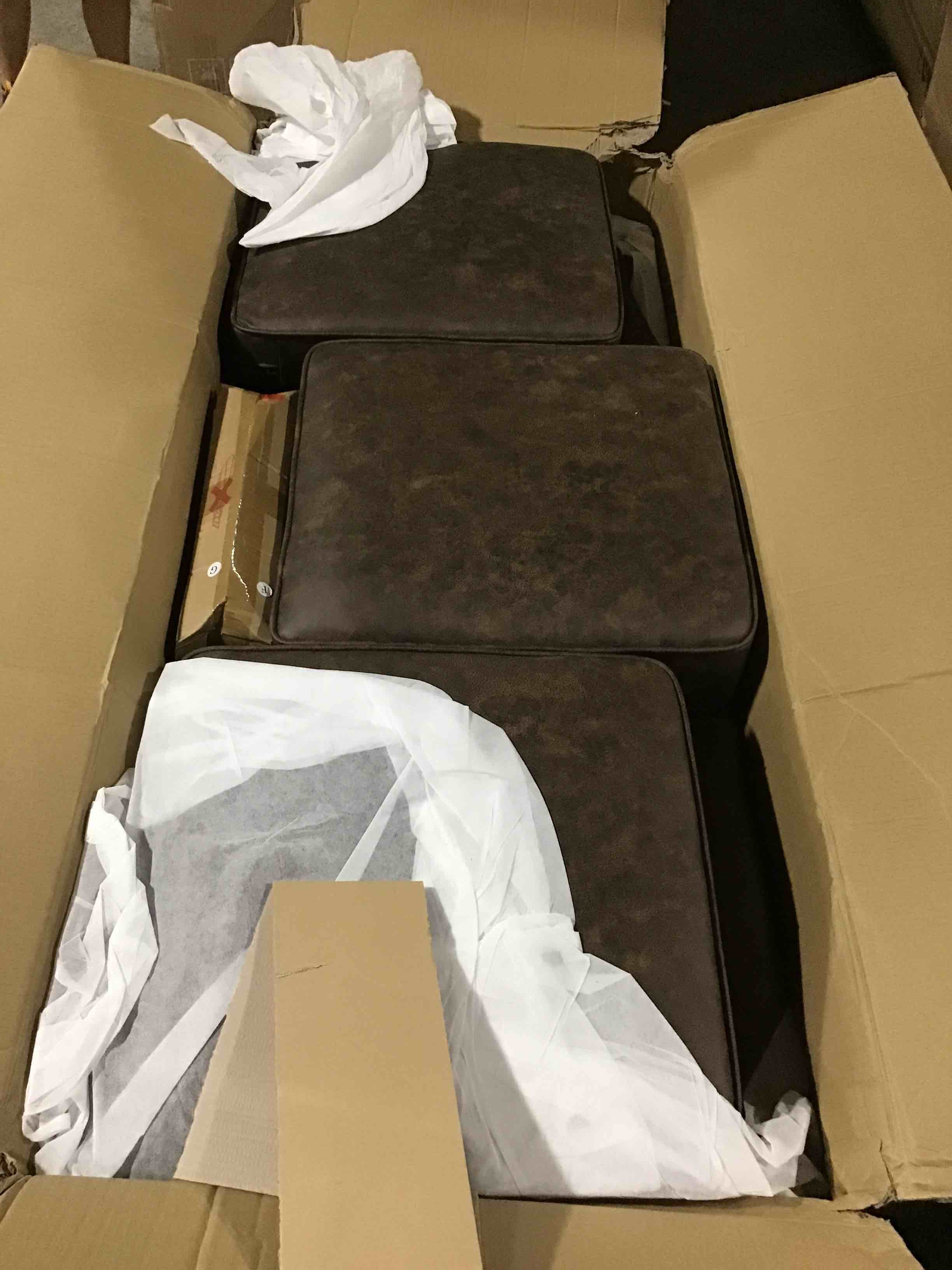 https://s3.amazonaws.com/lotting-images-prod/bidfta/BLU4776703_1689013203421.jpeg