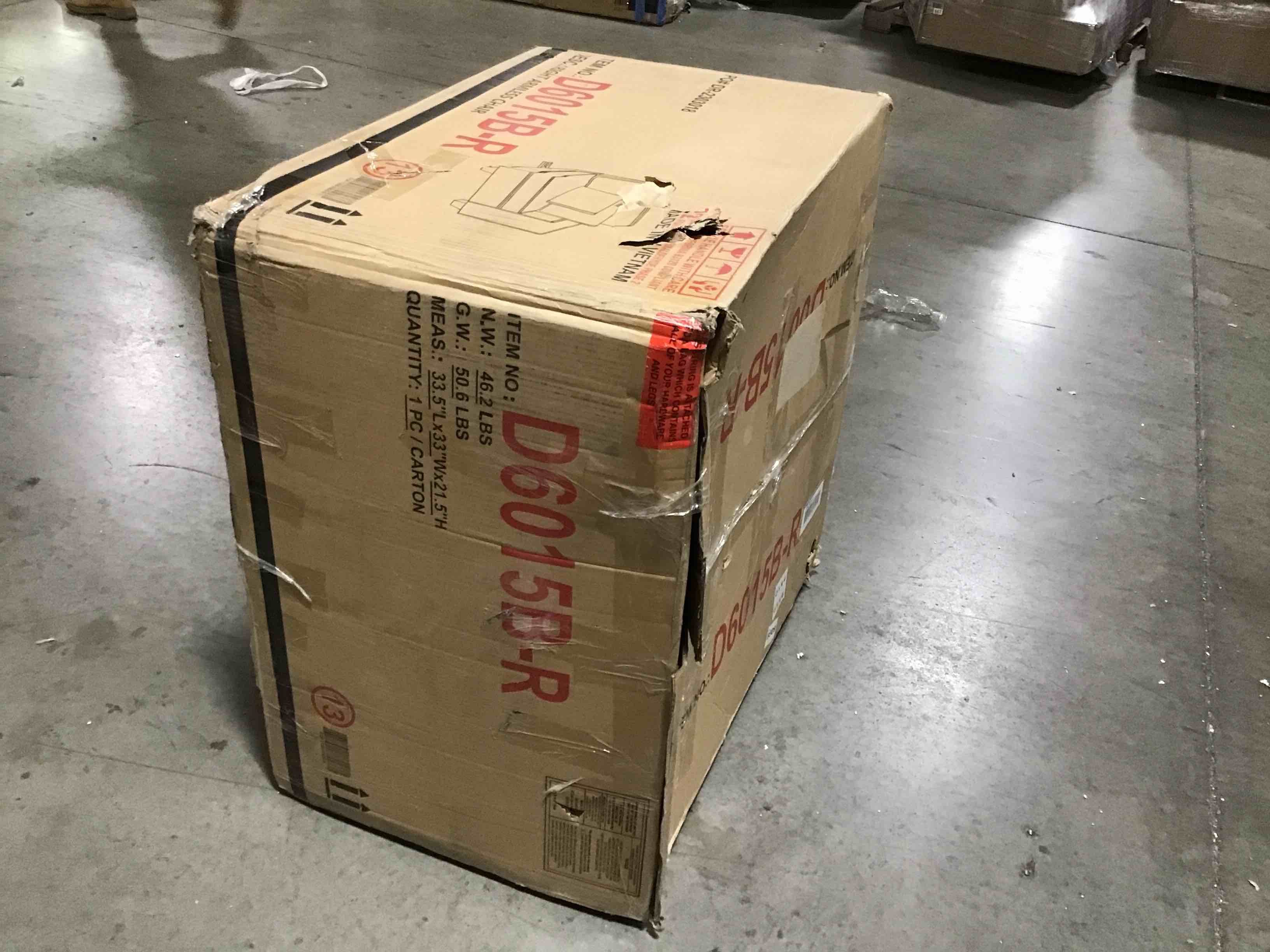 https://s3.amazonaws.com/lotting-images-prod/bidfta/BLU4776748_1689184307550.jpeg