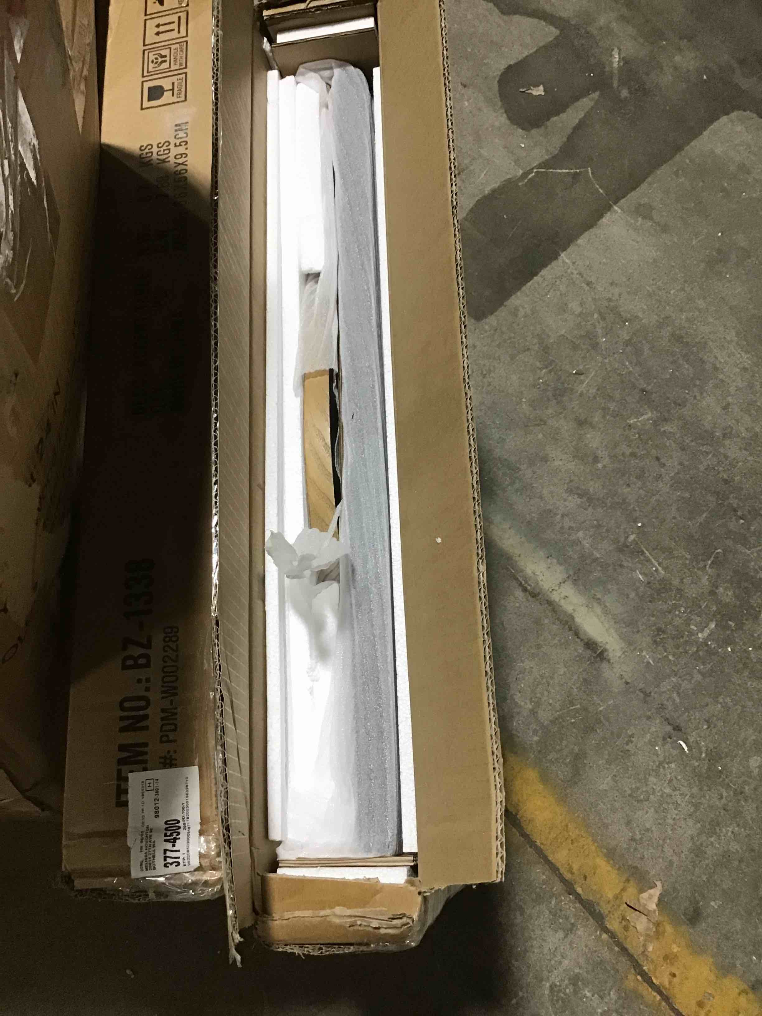 https://s3.amazonaws.com/lotting-images-prod/bidfta/BLU4776857_1689788762760.jpeg