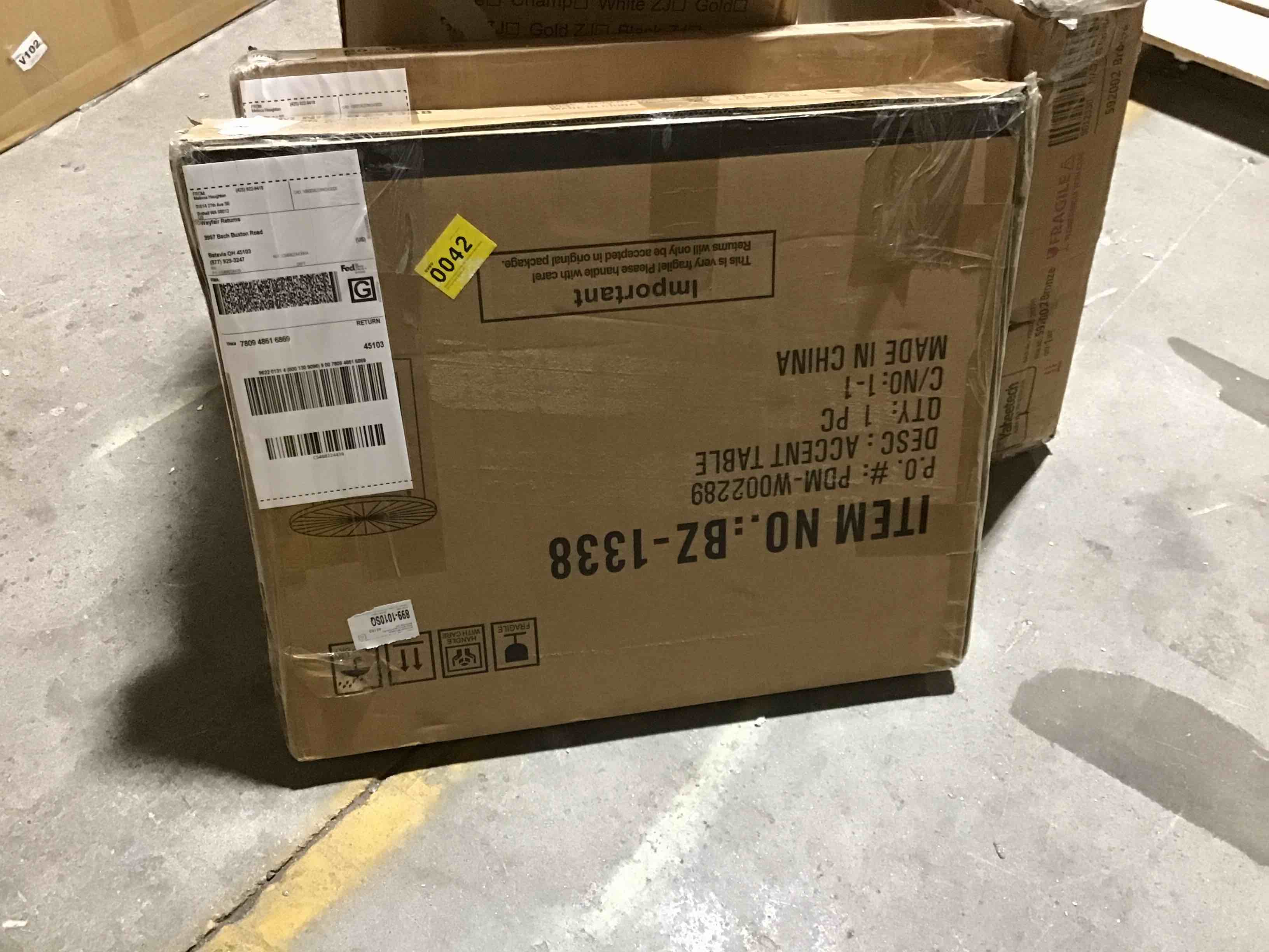 https://s3.amazonaws.com/lotting-images-prod/bidfta/BLU4776857_1689788807099.jpeg