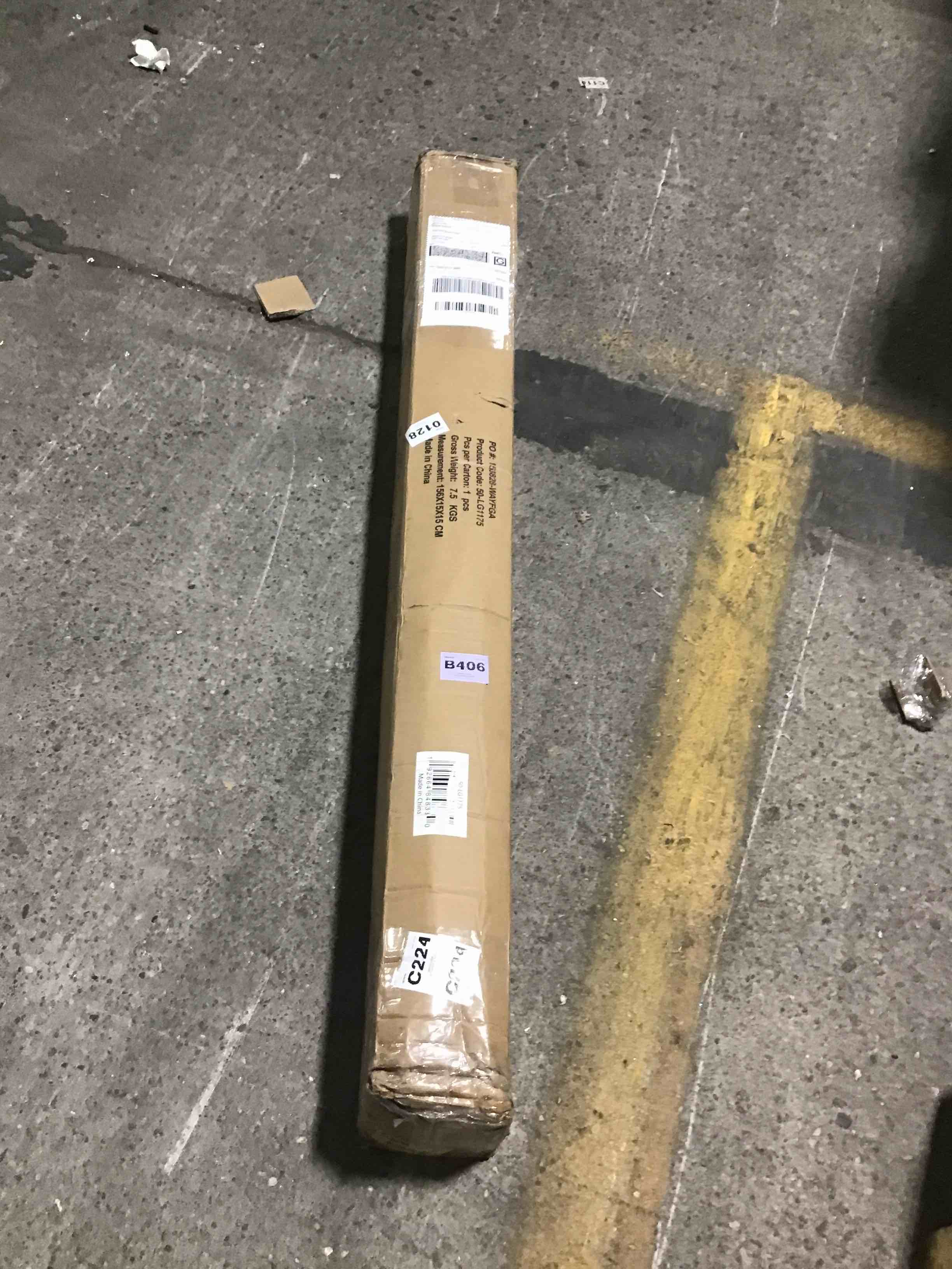 https://s3.amazonaws.com/lotting-images-prod/bidfta/BLU4776960_1690478414483.jpeg