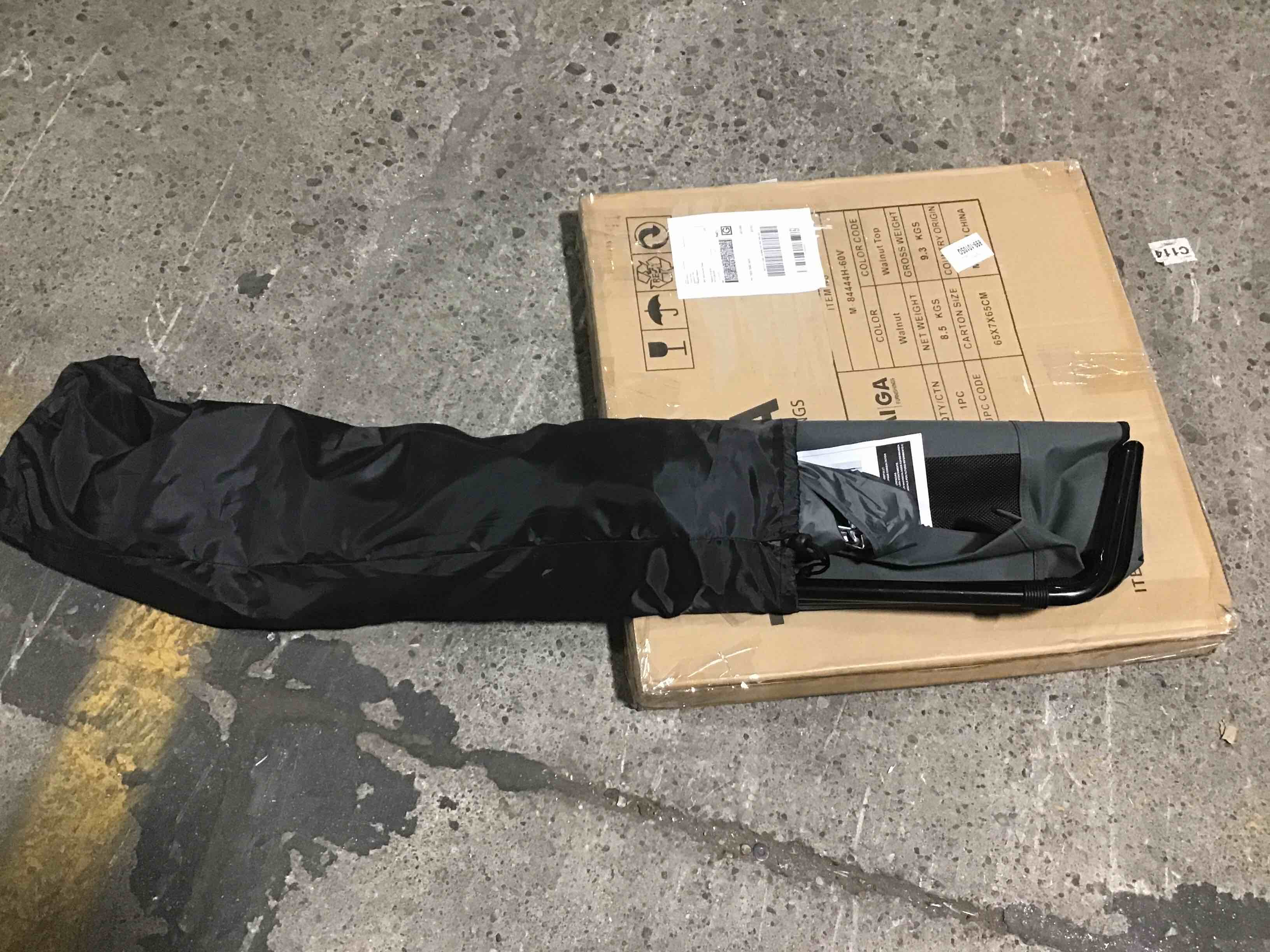 https://s3.amazonaws.com/lotting-images-prod/bidfta/BLU4776968_1690482118073.jpeg