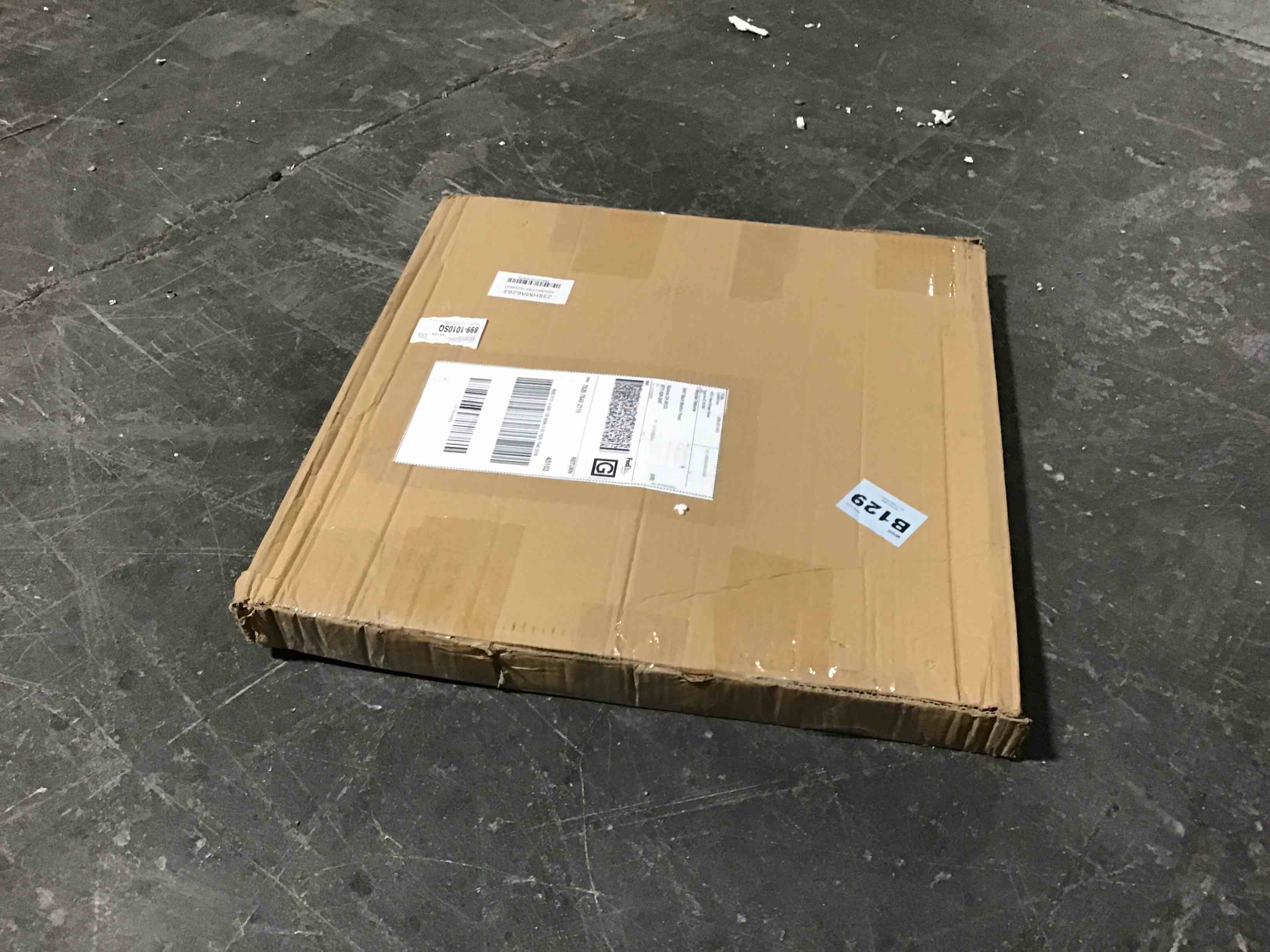 https://s3.amazonaws.com/lotting-images-prod/bidfta/BLU4777753_1694099595742.jpeg