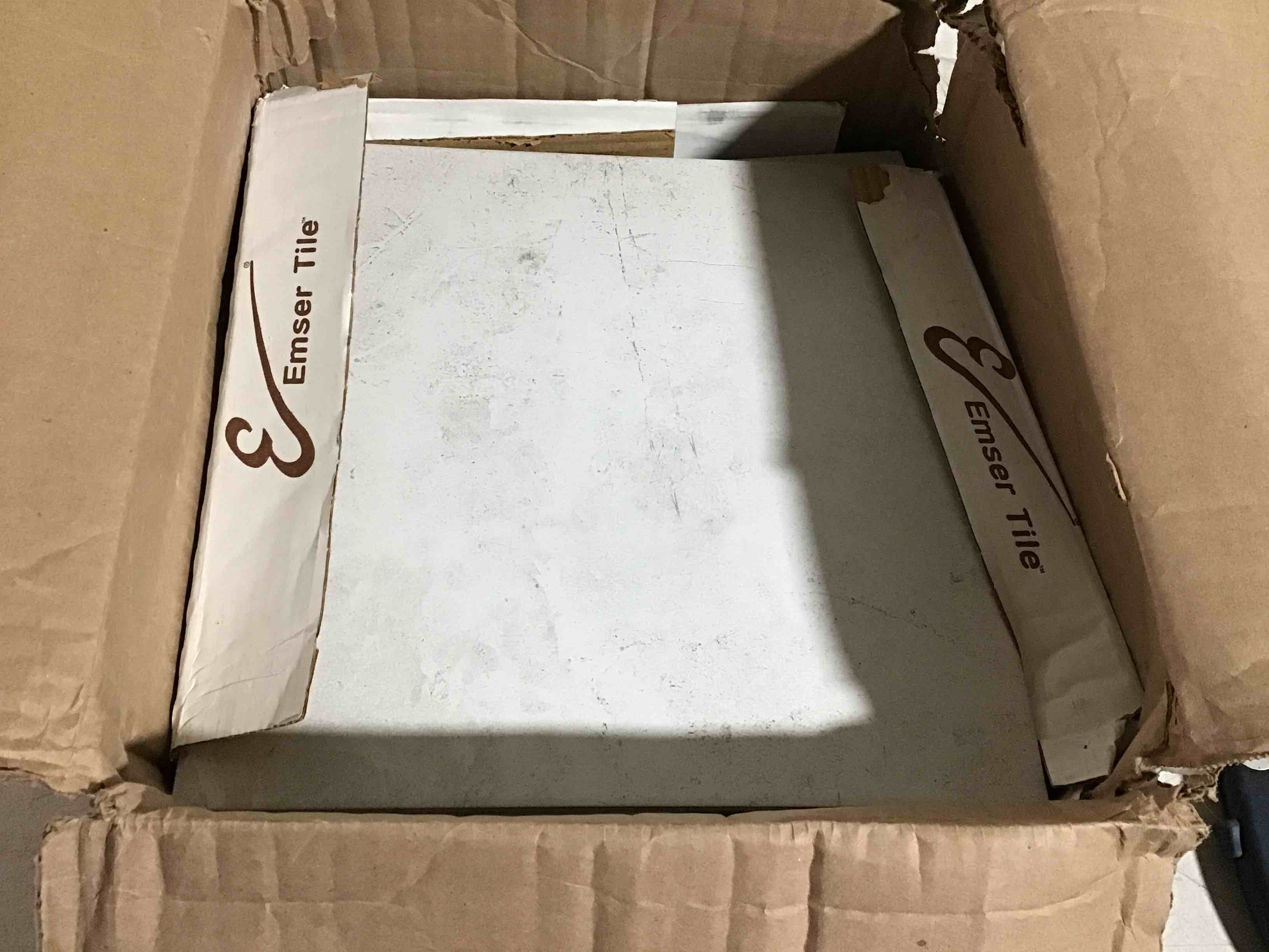 https://s3.amazonaws.com/lotting-images-prod/bidfta/BLU4780280_1689007198864.jpeg
