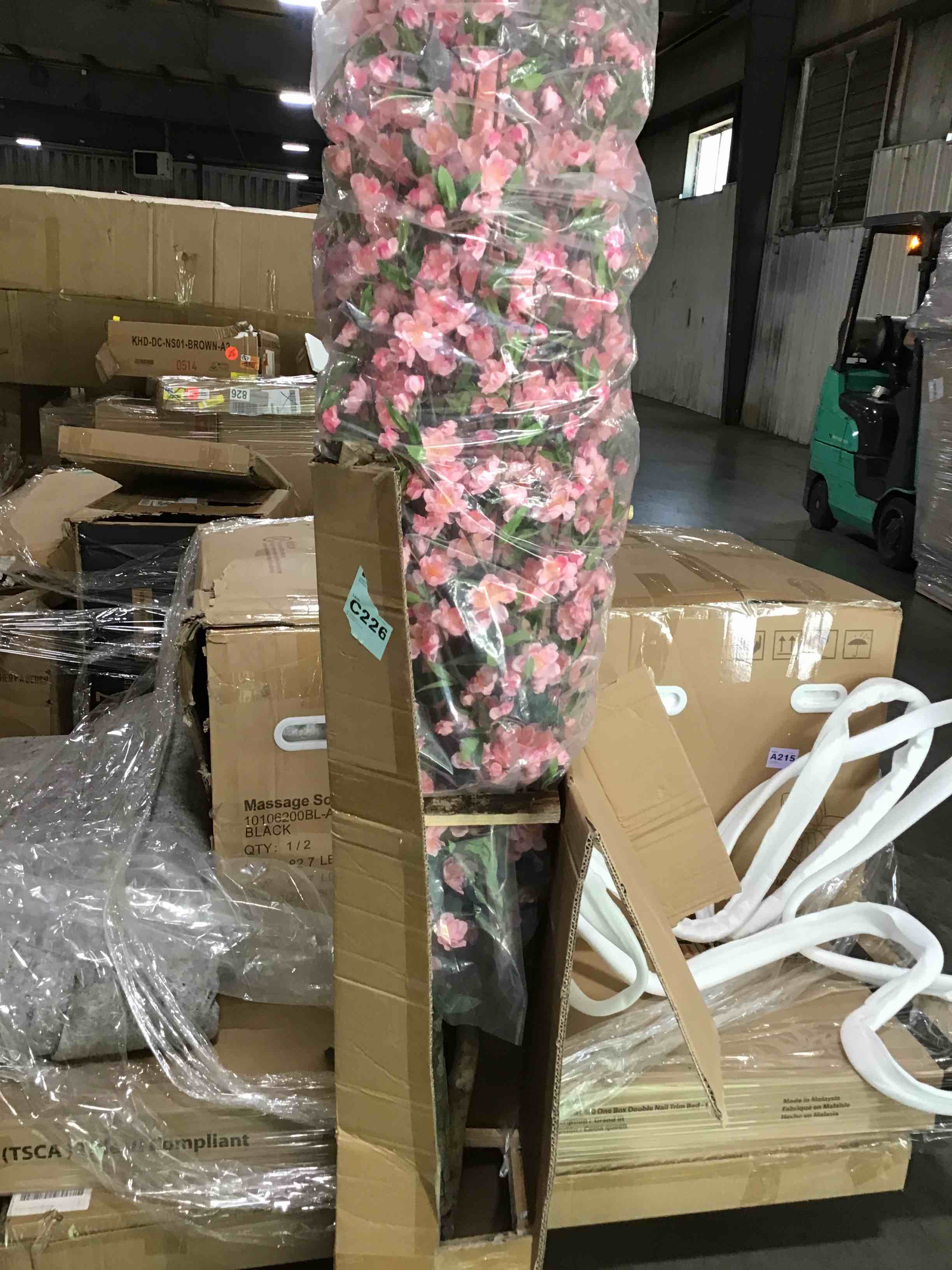 https://s3.amazonaws.com/lotting-images-prod/bidfta/BLU4780406_1689088990282.jpeg