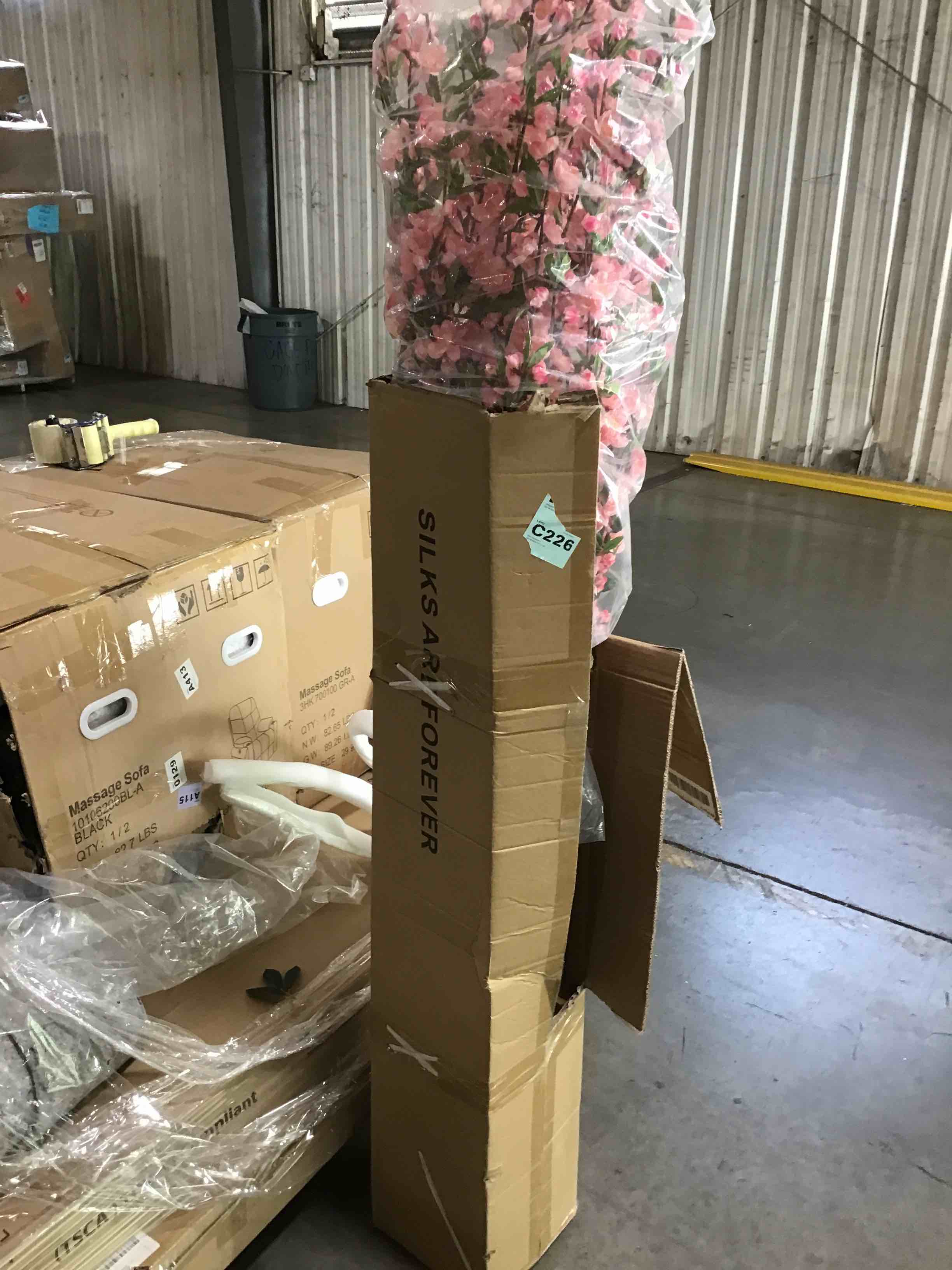 https://s3.amazonaws.com/lotting-images-prod/bidfta/BLU4780406_1689088997550.jpeg