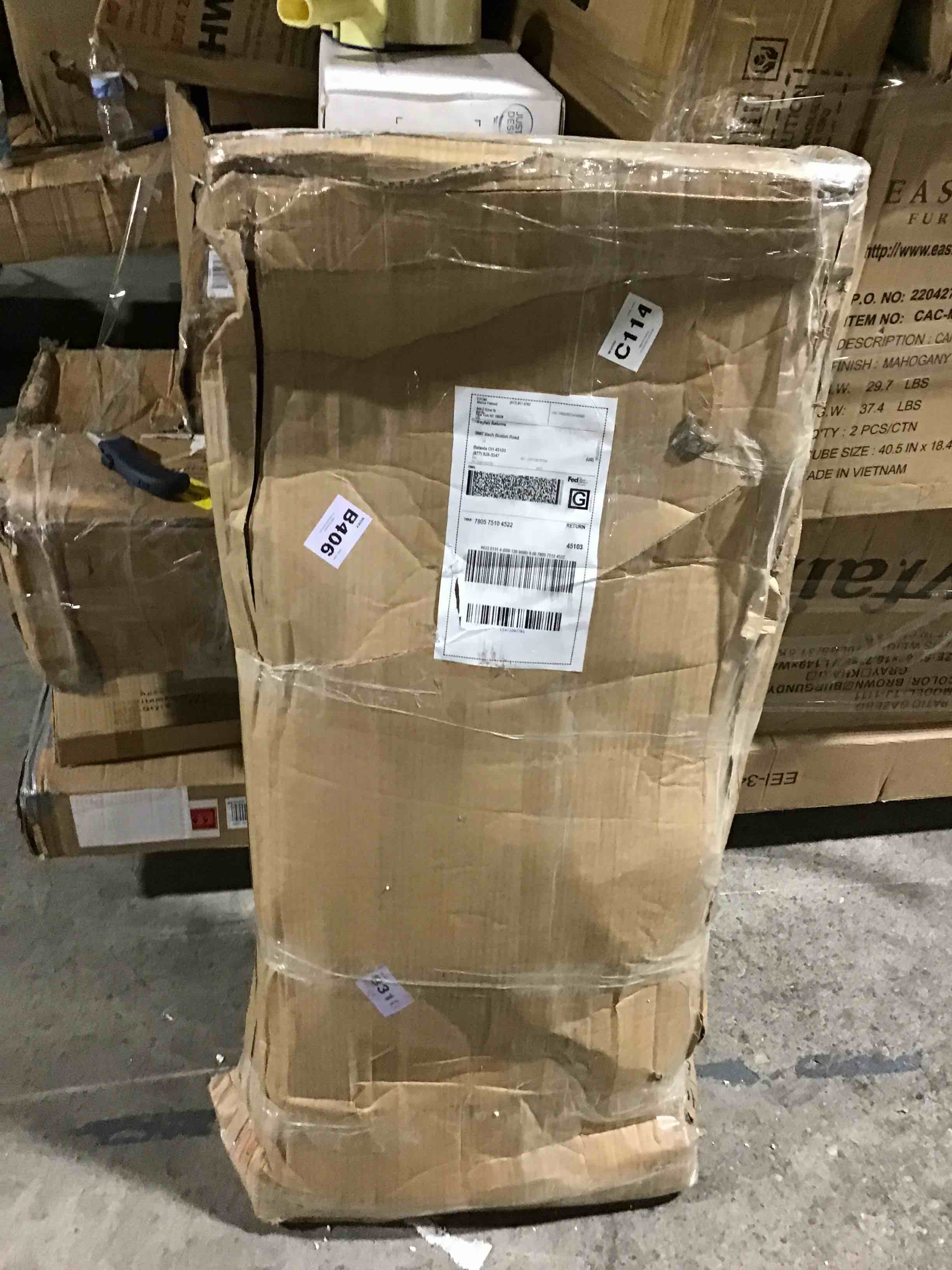 https://s3.amazonaws.com/lotting-images-prod/bidfta/BLU4780592_1689354456543.jpeg