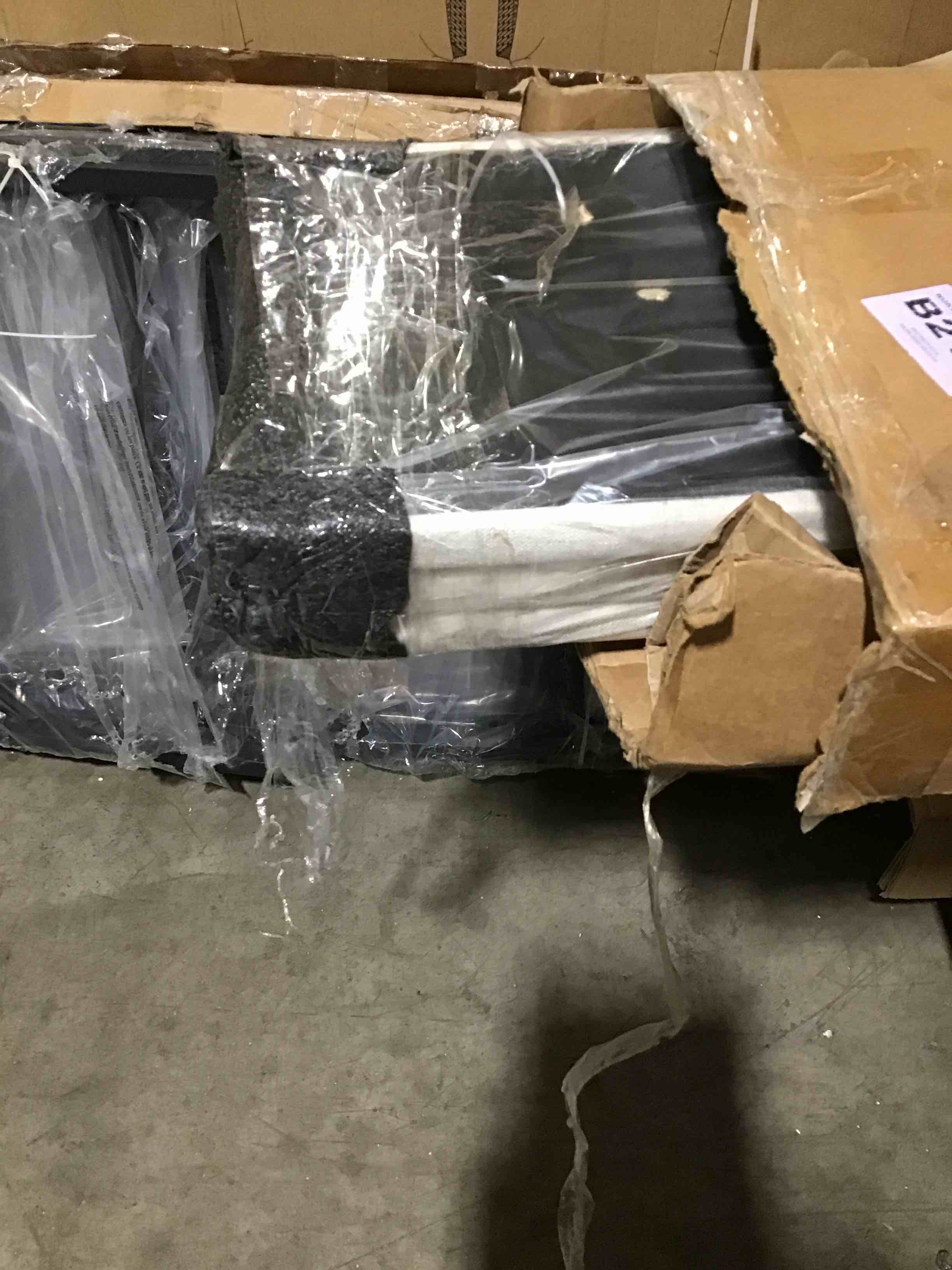 https://s3.amazonaws.com/lotting-images-prod/bidfta/BLU4781352_1687877182040.jpeg