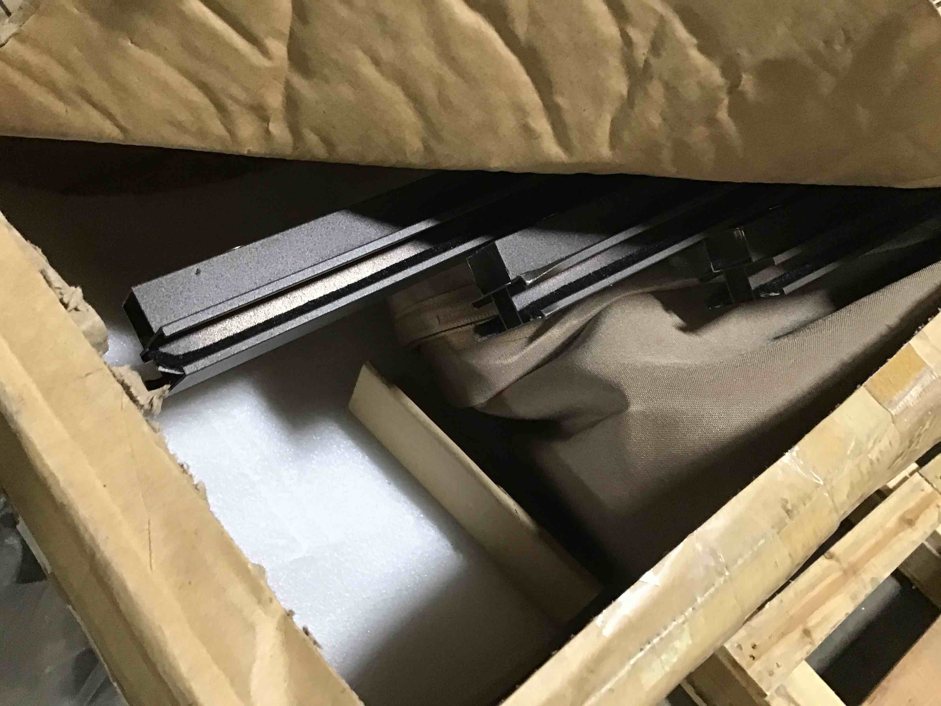https://s3.amazonaws.com/lotting-images-prod/bidfta/BLU4782271_1689340552539.jpeg