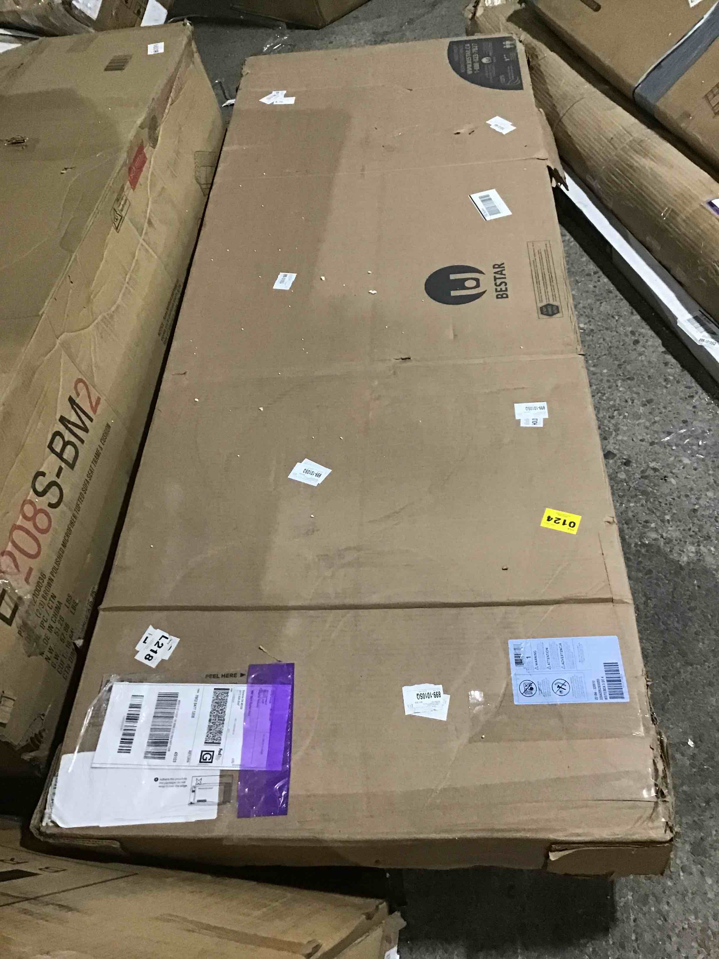 https://s3.amazonaws.com/lotting-images-prod/bidfta/BLU4782556_1689011068766.jpeg