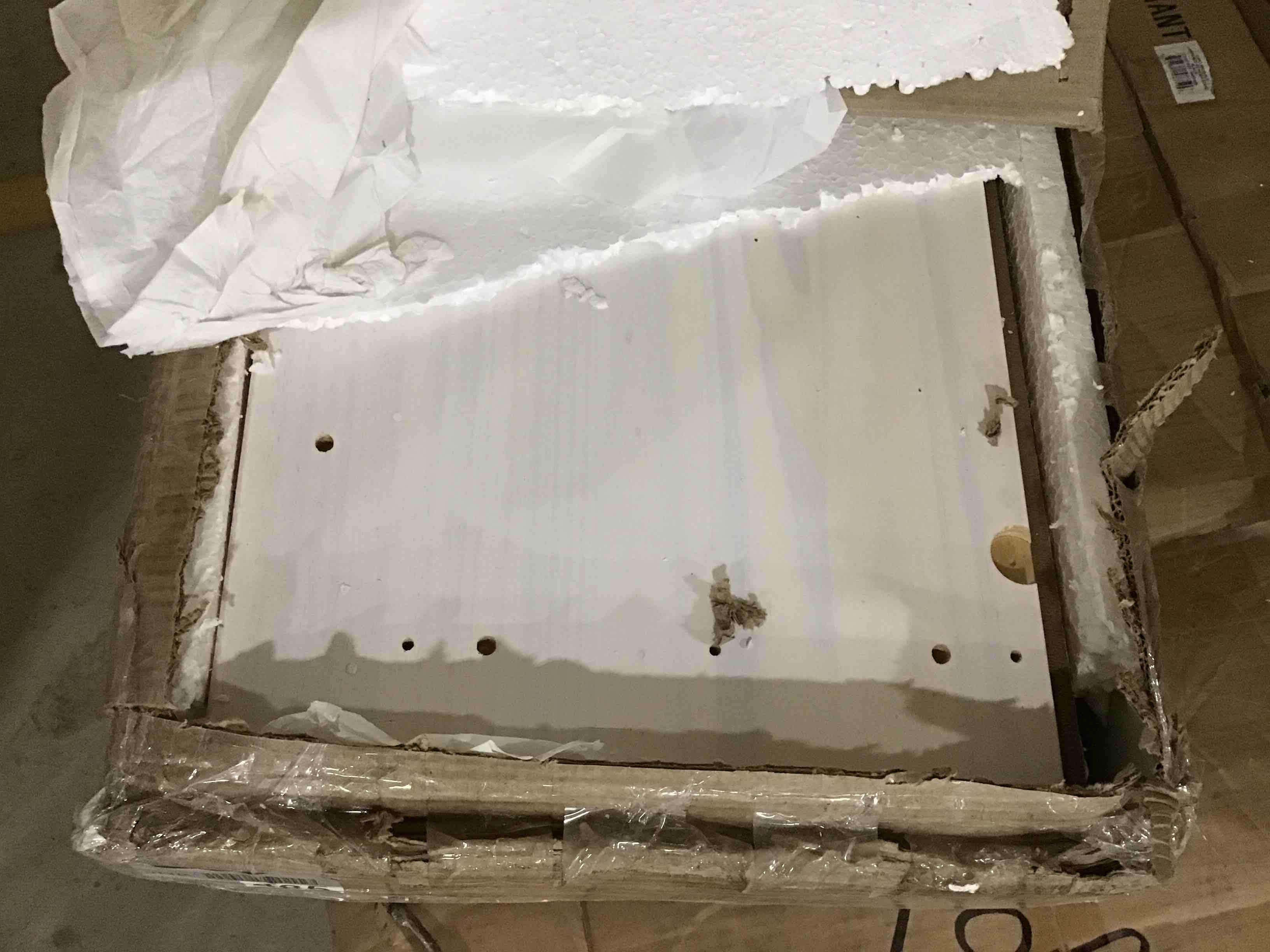 https://s3.amazonaws.com/lotting-images-prod/bidfta/BLU4783092_1691774054627.jpeg