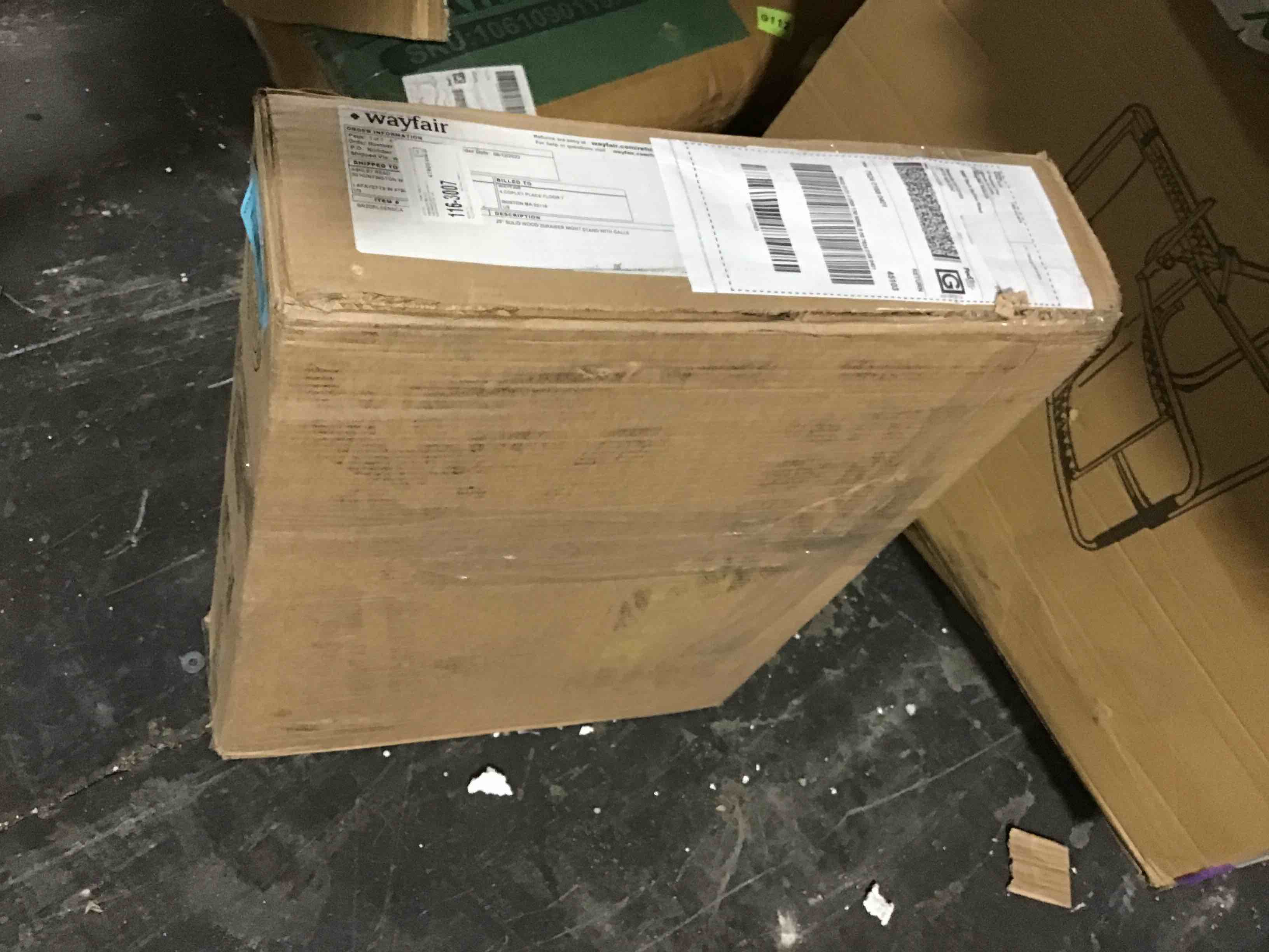 https://s3.amazonaws.com/lotting-images-prod/bidfta/BLU4783476_1694028466389.jpeg
