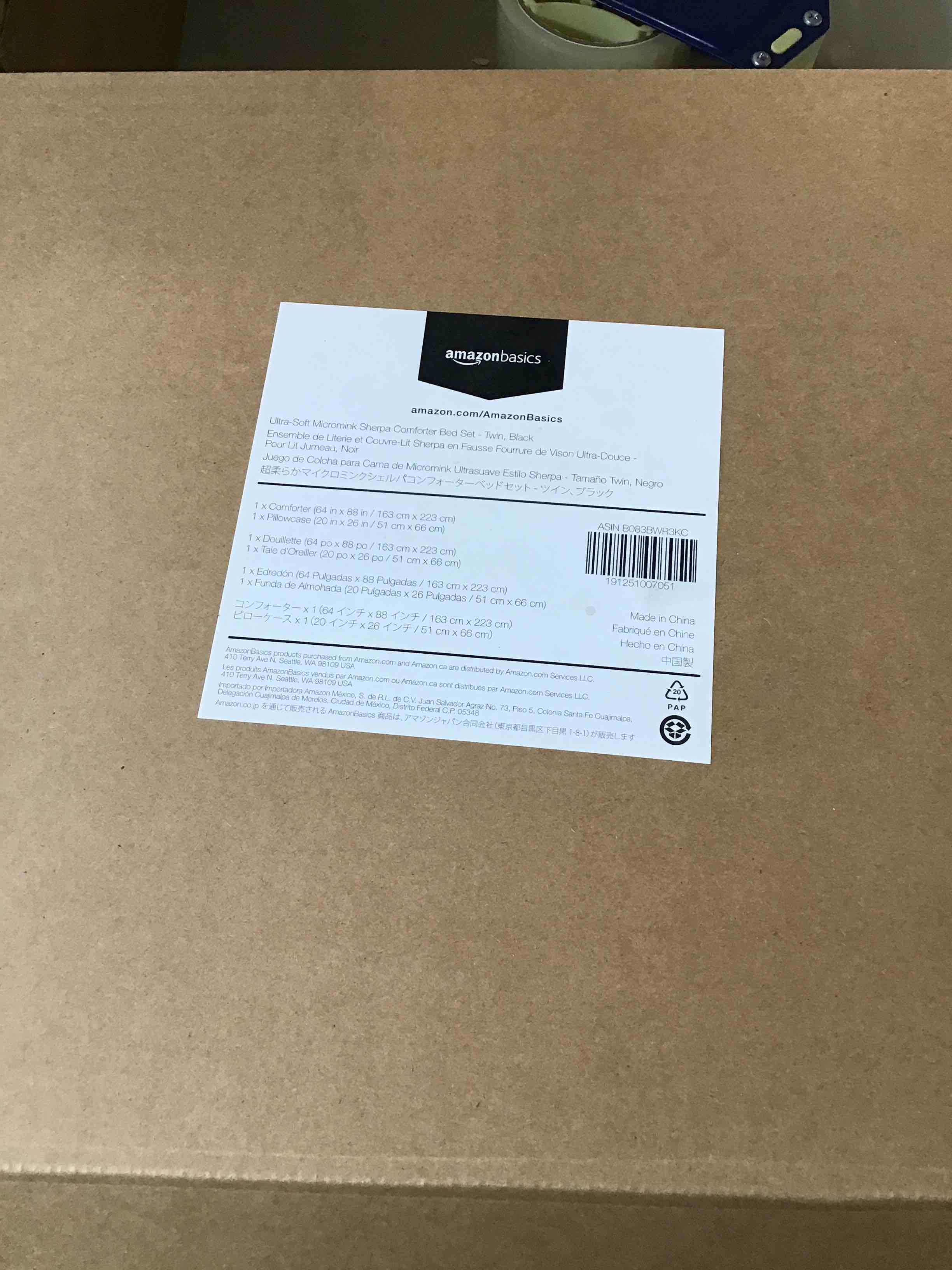 https://s3.amazonaws.com/lotting-images-prod/bidfta/BLU4785957_1690834622299.jpeg