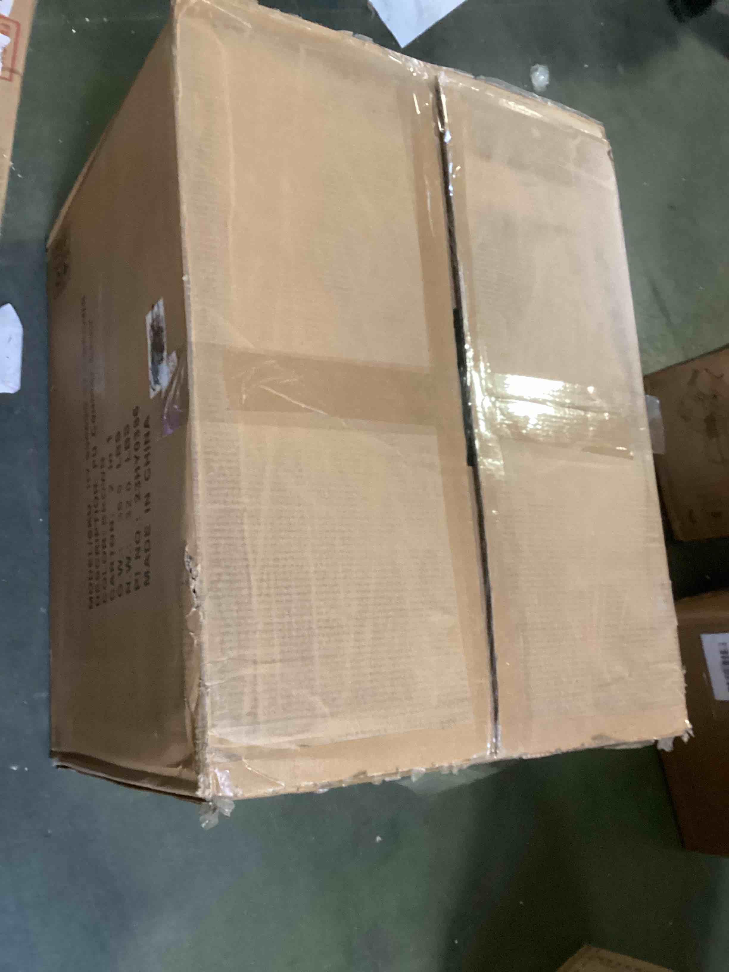 https://s3.amazonaws.com/lotting-images-prod/bidfta/BLU4792571_1703951442516.jpeg