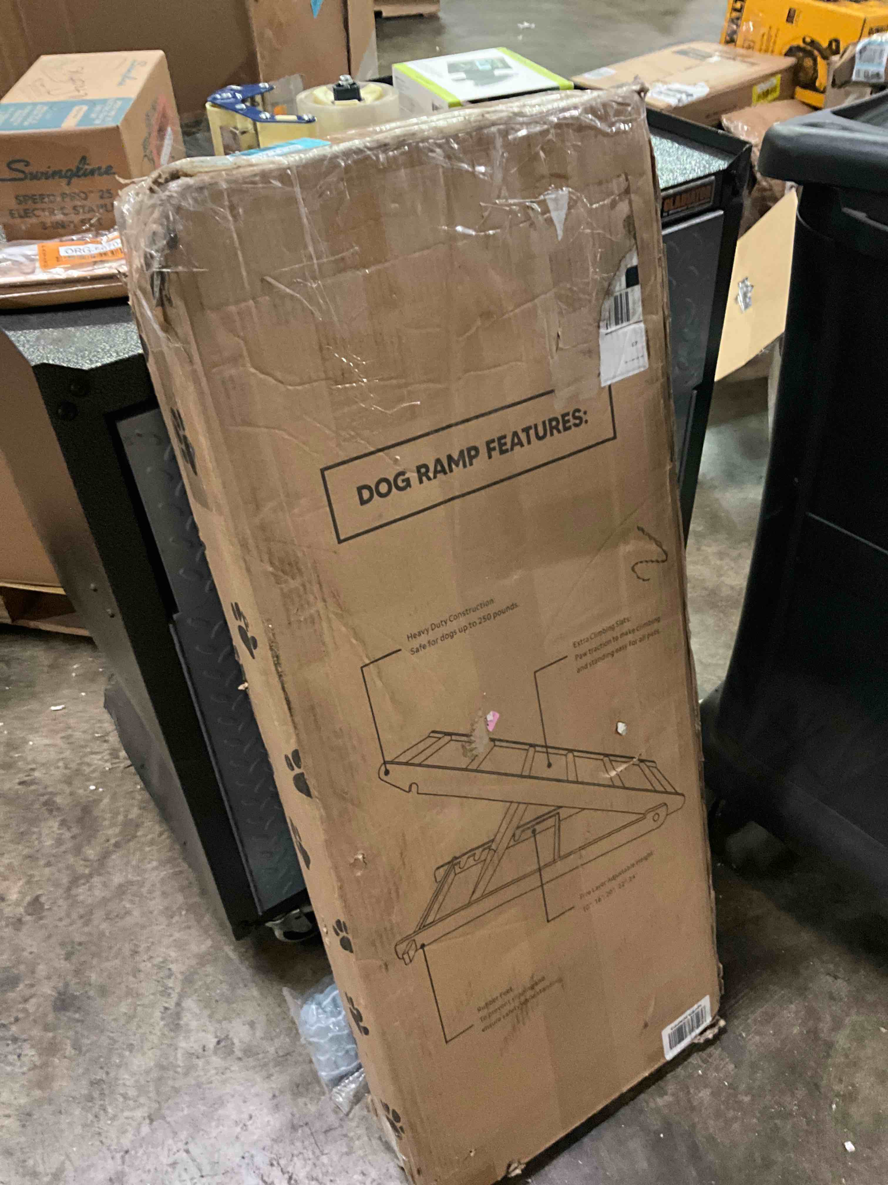 https://s3.amazonaws.com/lotting-images-prod/bidfta/BLU4801671_1697719802429.jpeg