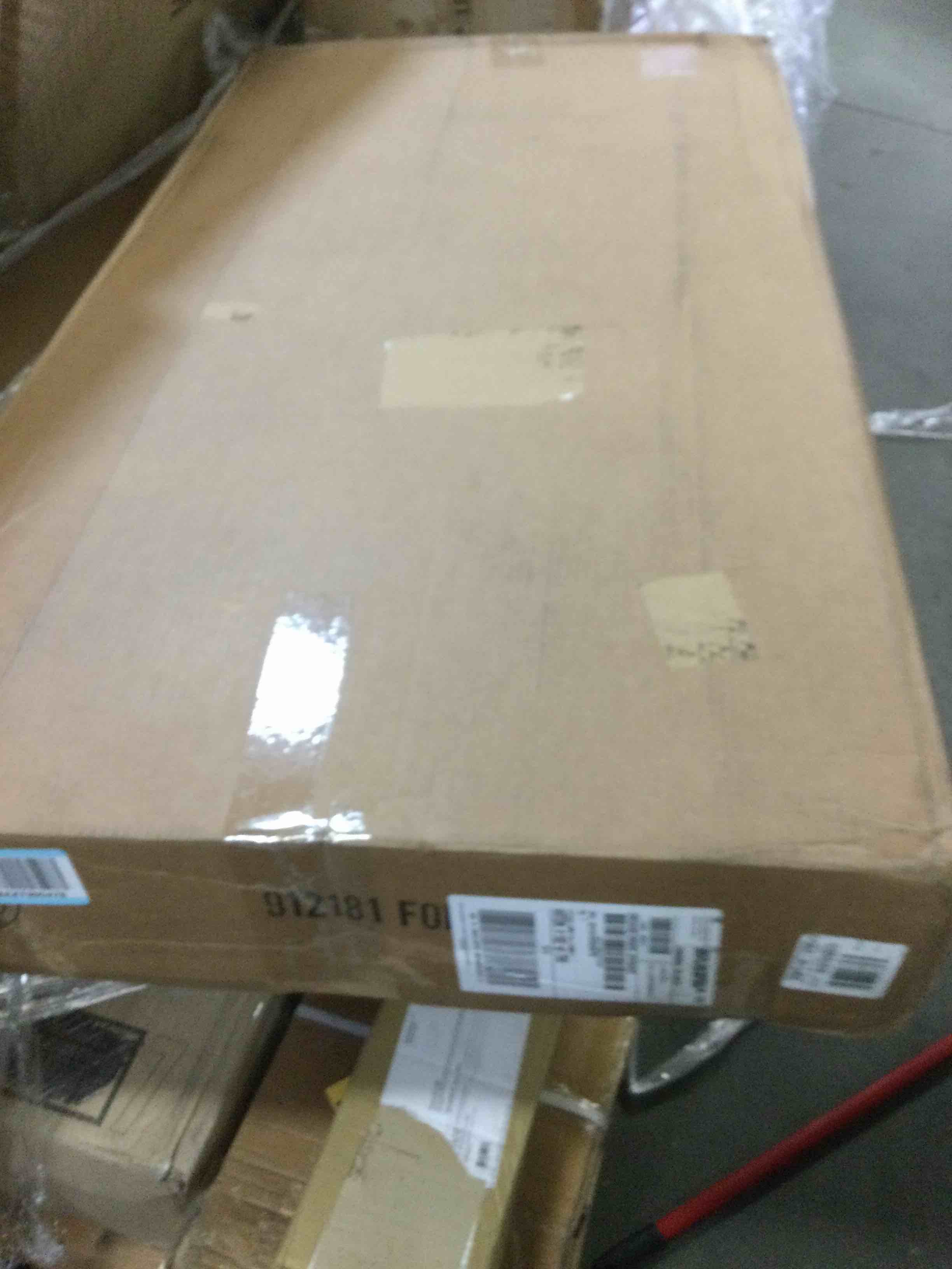 https://s3.amazonaws.com/lotting-images-prod/bidfta/BLU4802511_1682625927651.jpeg