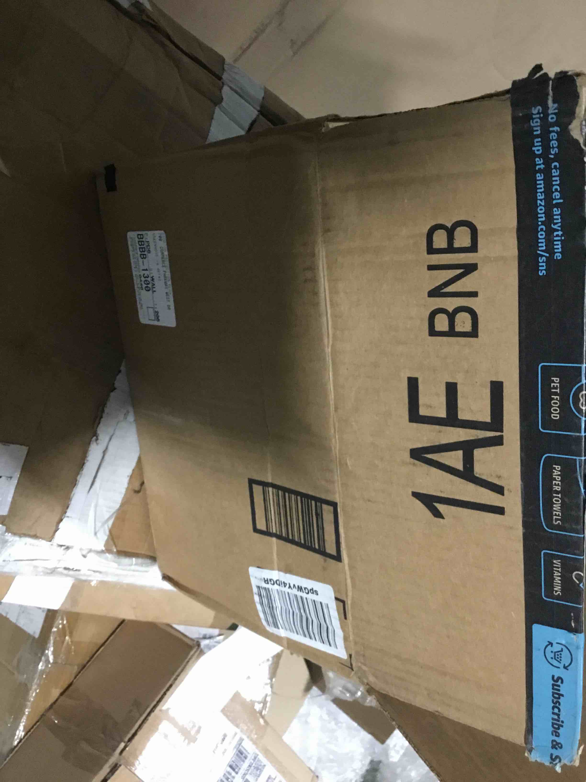 https://s3.amazonaws.com/lotting-images-prod/bidfta/BLU4811666_1686332521557.jpeg