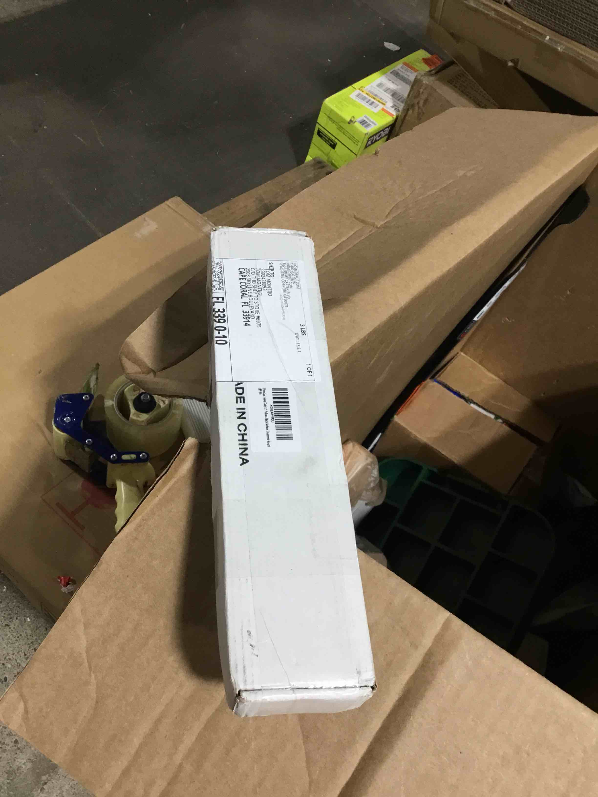 https://s3.amazonaws.com/lotting-images-prod/bidfta/BLU4812329_1691526980189.jpeg