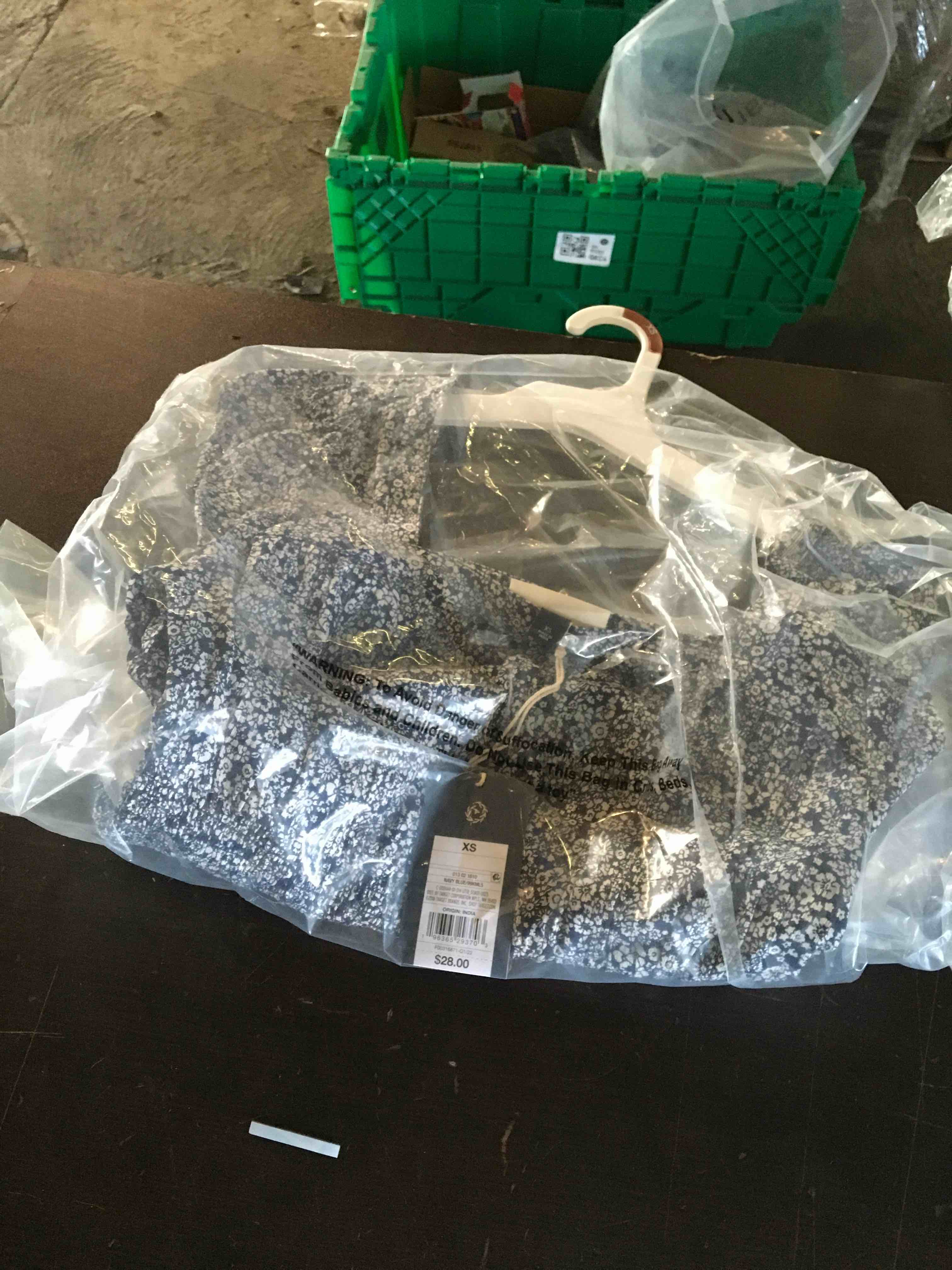 https://s3.amazonaws.com/lotting-images-prod/bidfta/BLU4816999_1689686855666.jpeg