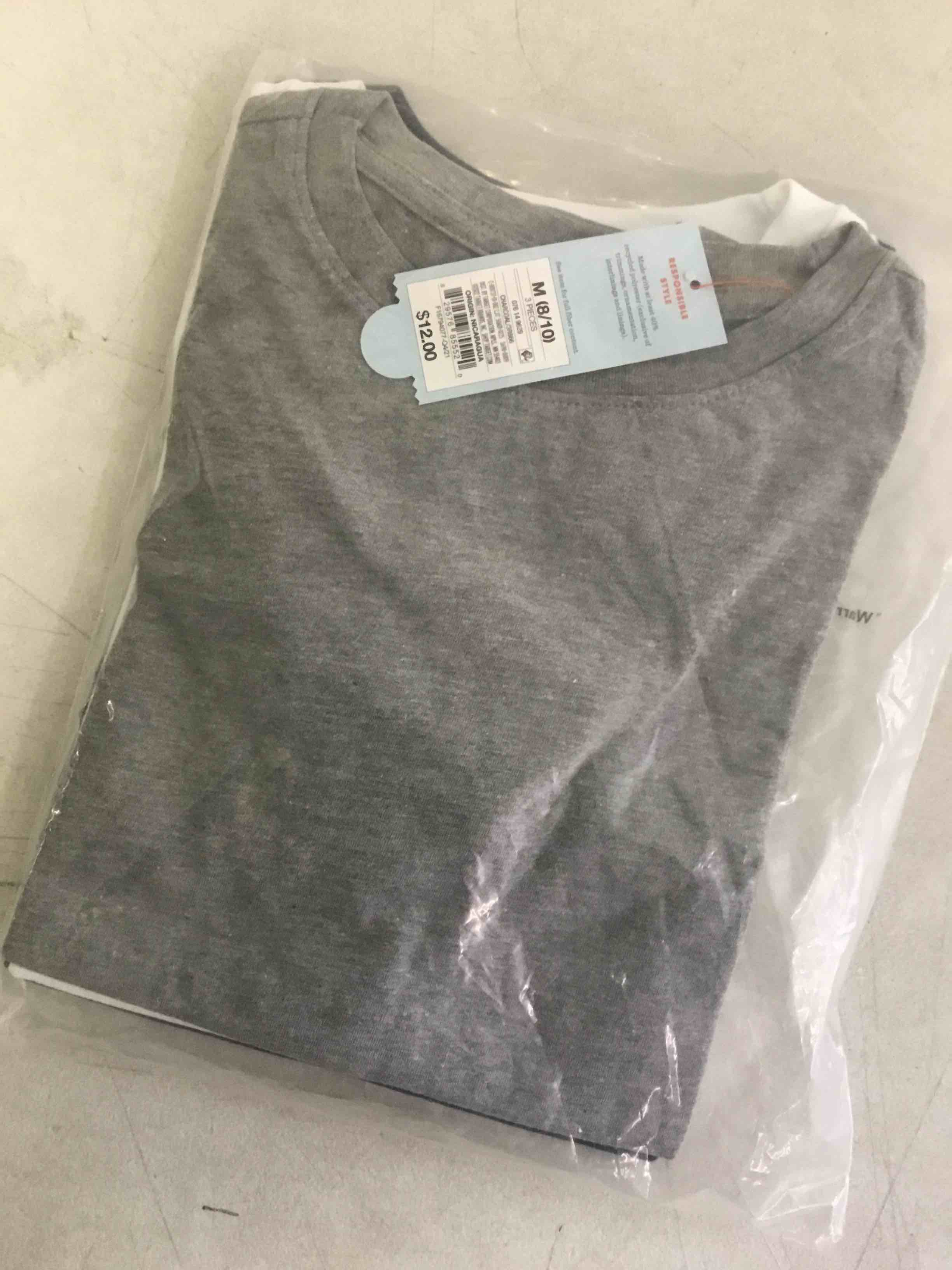 https://s3.amazonaws.com/lotting-images-prod/bidfta/BLU4817558_1689971695265.jpeg