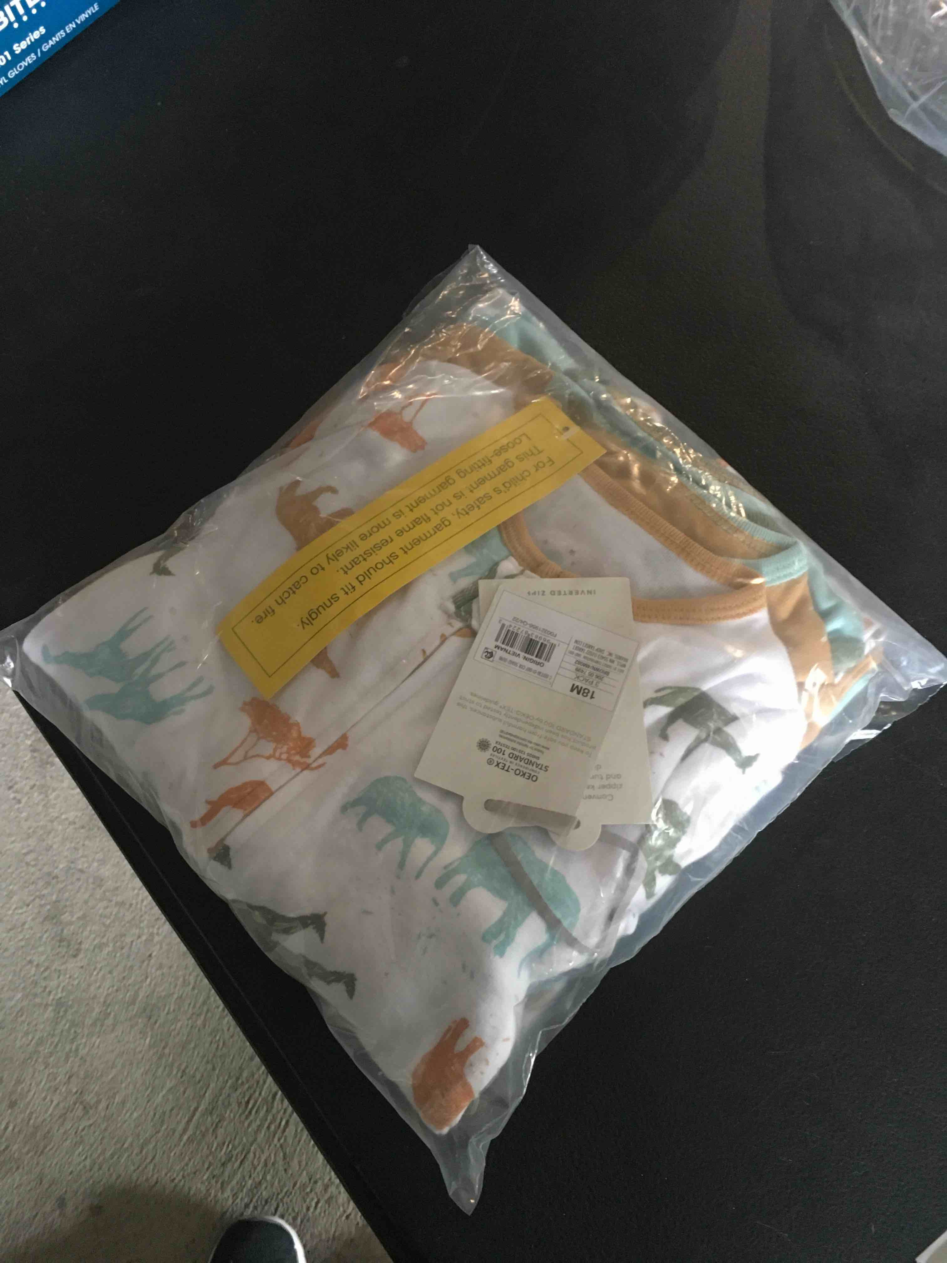 https://s3.amazonaws.com/lotting-images-prod/bidfta/BLU4818107_1690392851414.jpeg