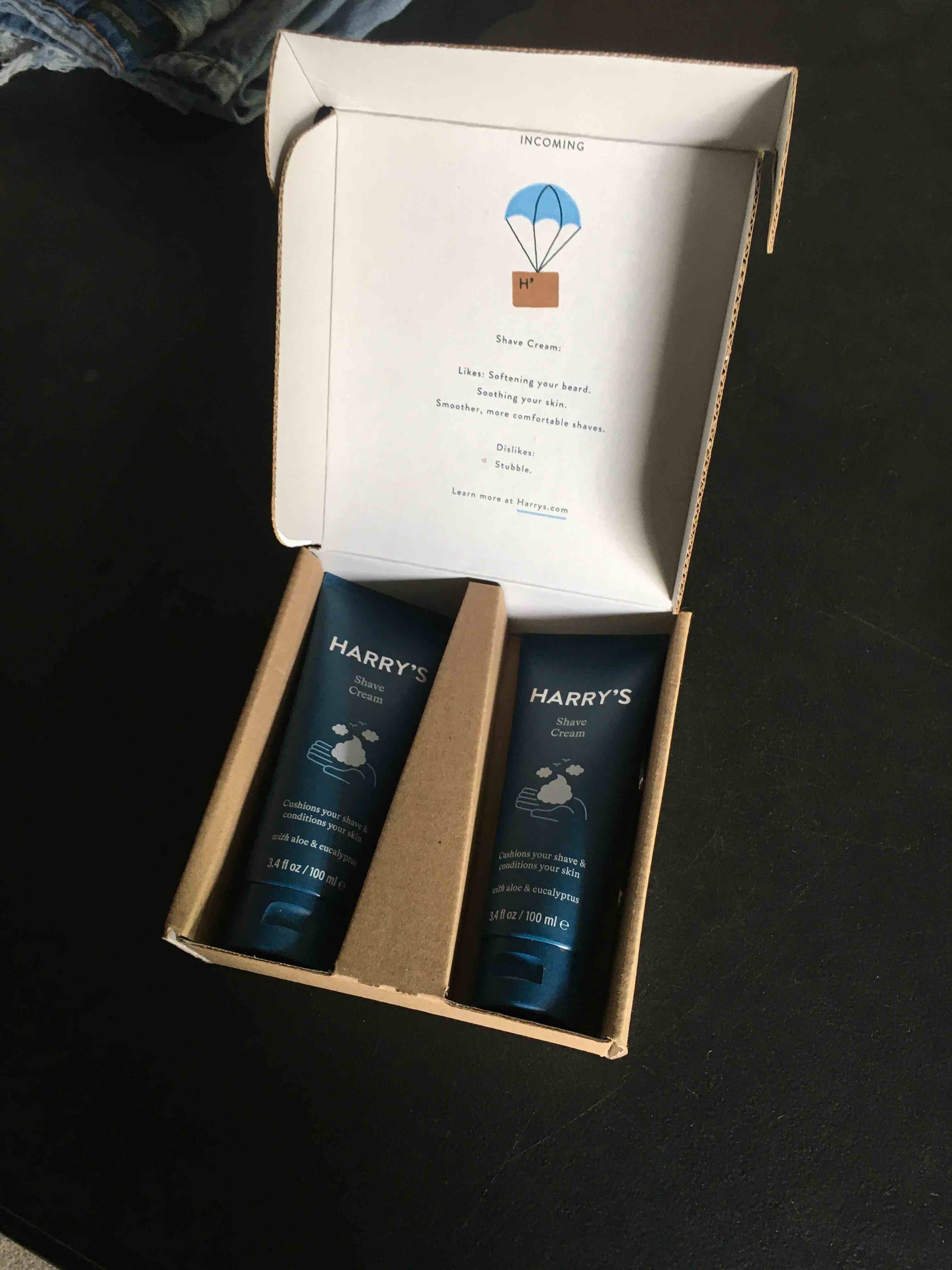 https://s3.amazonaws.com/lotting-images-prod/bidfta/BLU4818137_1690398430867.jpeg