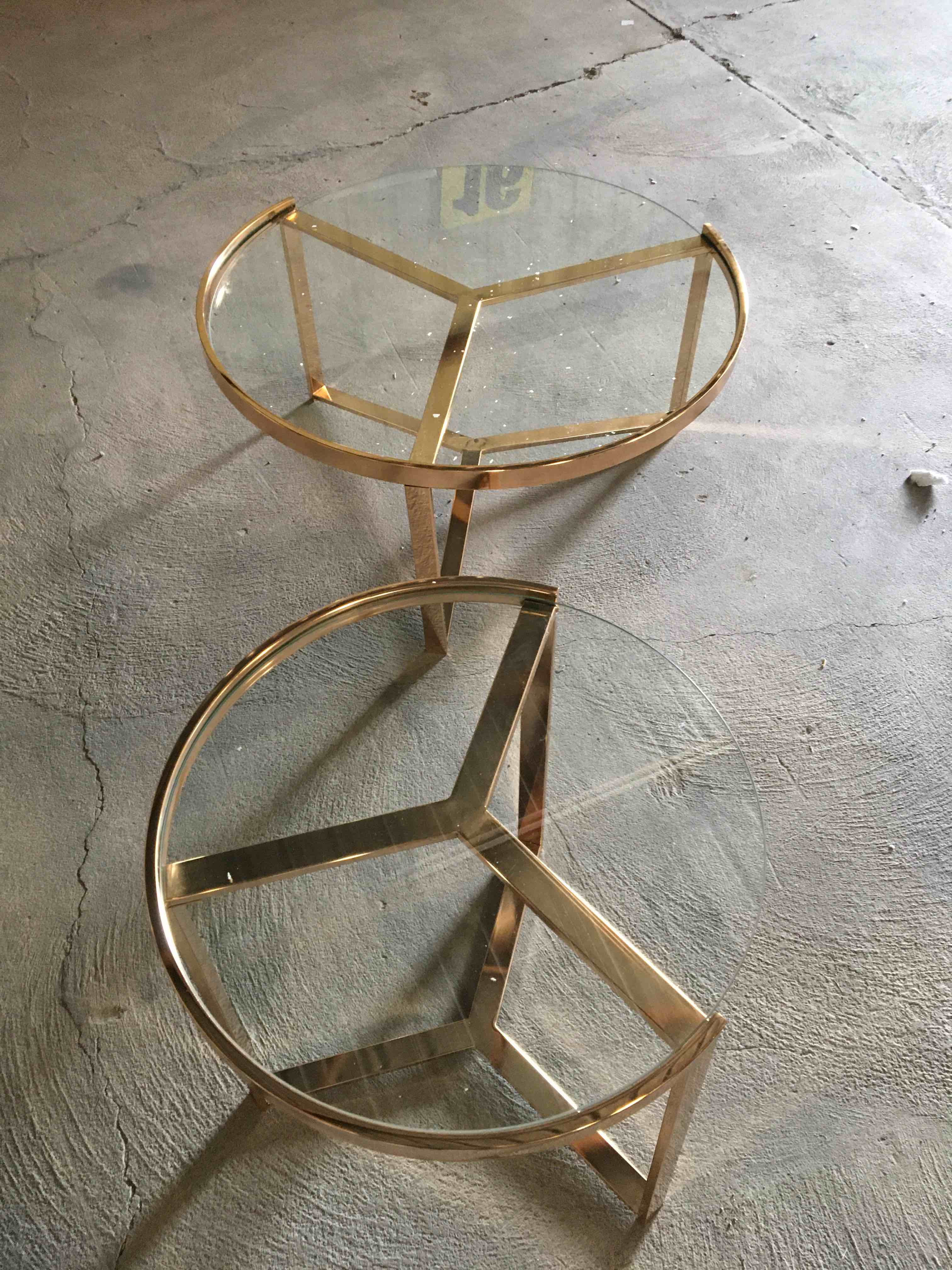 The Modern Home 2 piece nesting coffee table, gold color