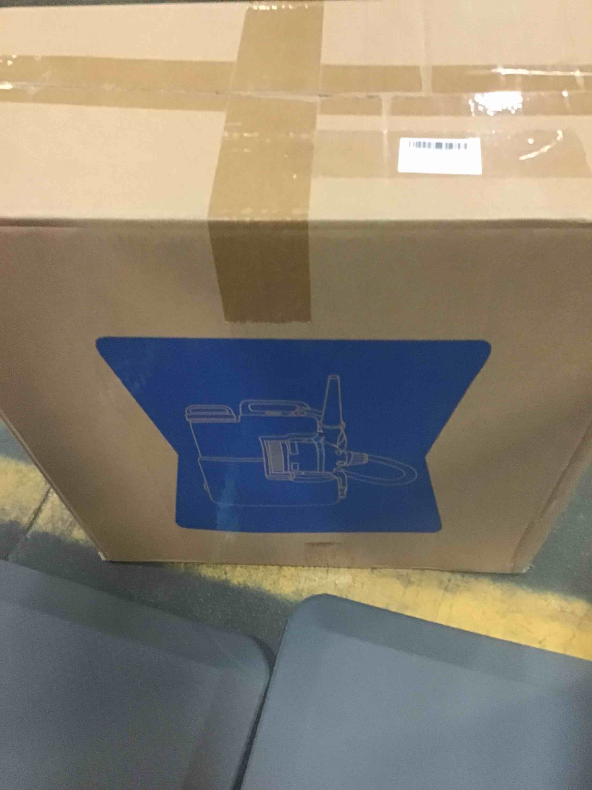 https://s3.amazonaws.com/lotting-images-prod/bidfta/BLU4831687_1684852365165.jpeg