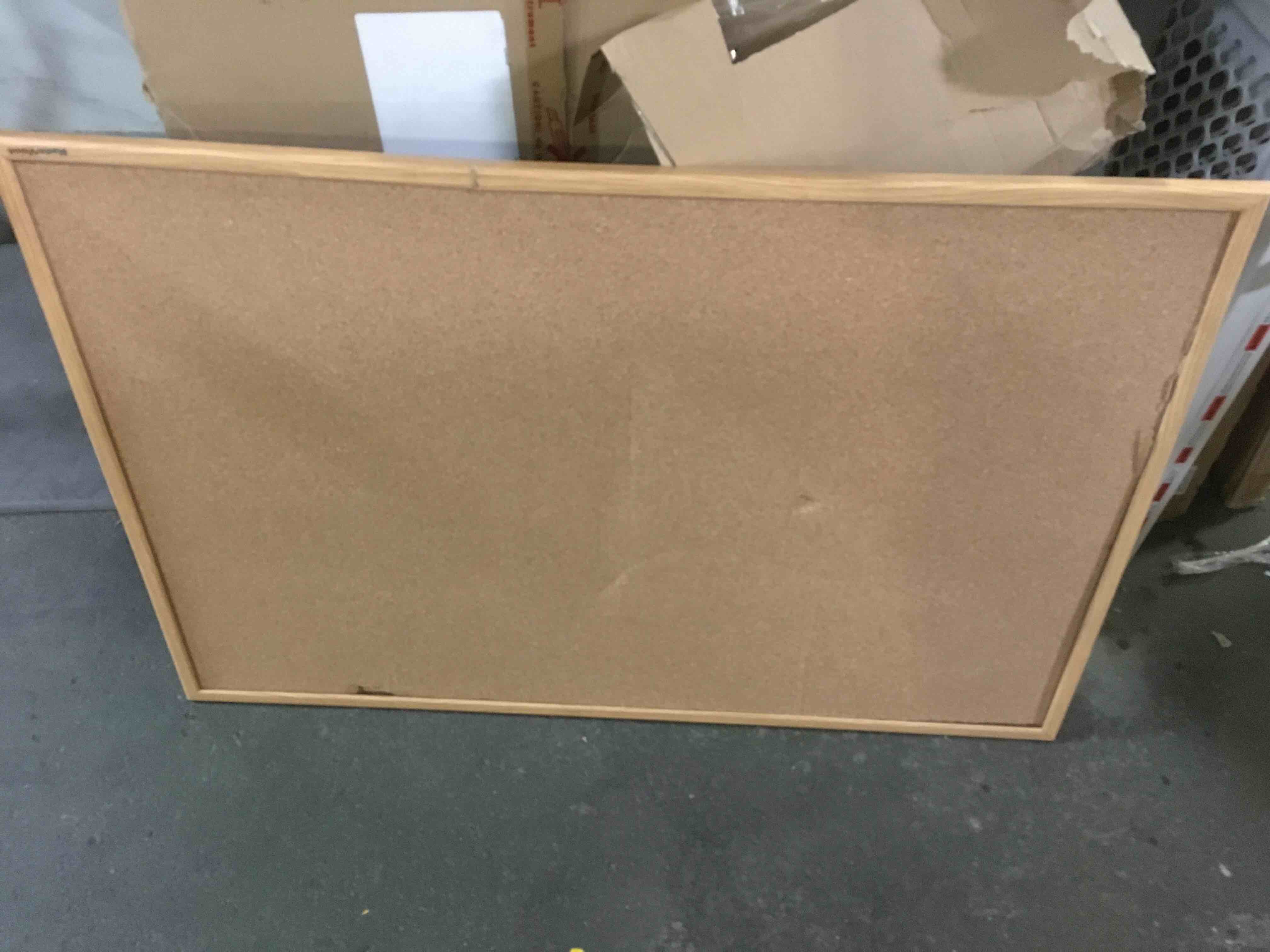 https://s3.amazonaws.com/lotting-images-prod/bidfta/BLU4832200_1684854653188.jpeg