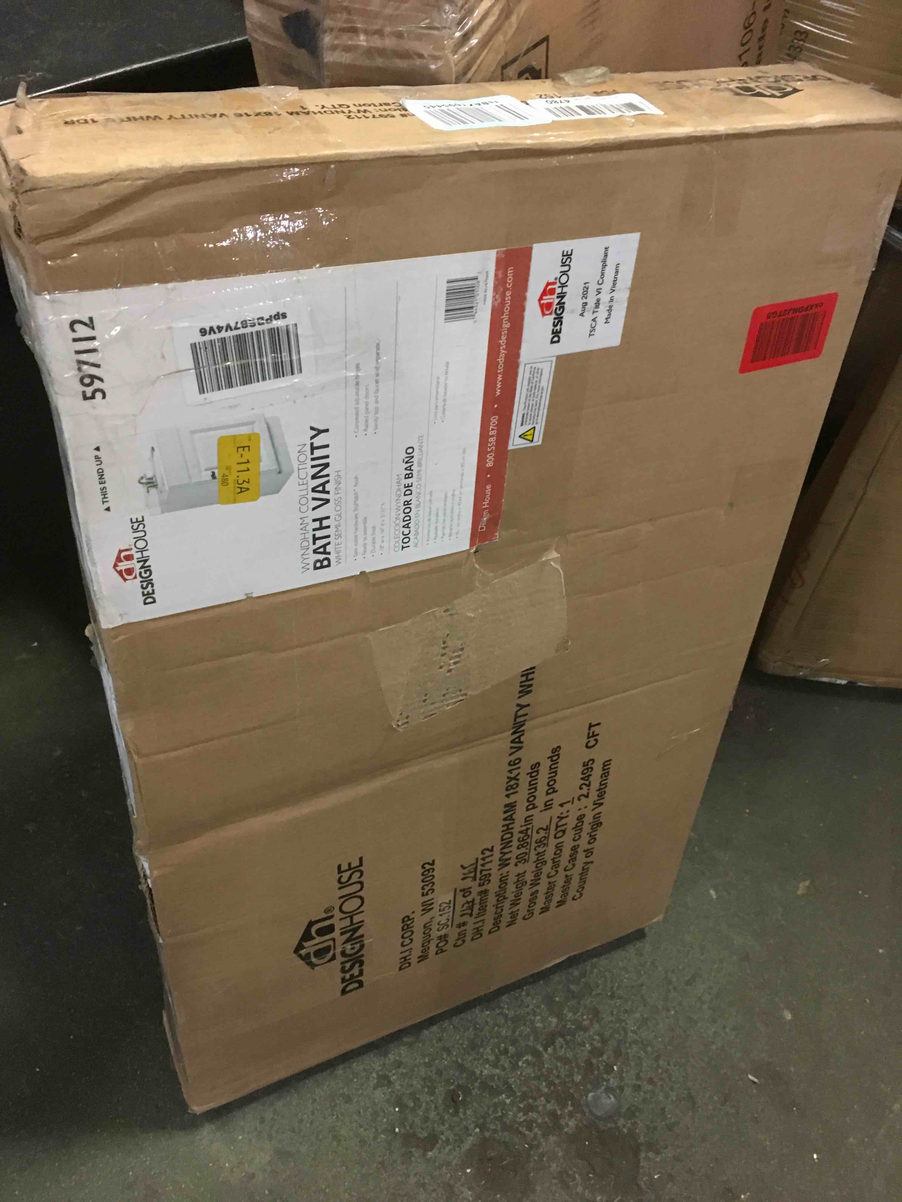 https://s3.amazonaws.com/lotting-images-prod/bidfta/BLU4832332_1684933349925.jpeg