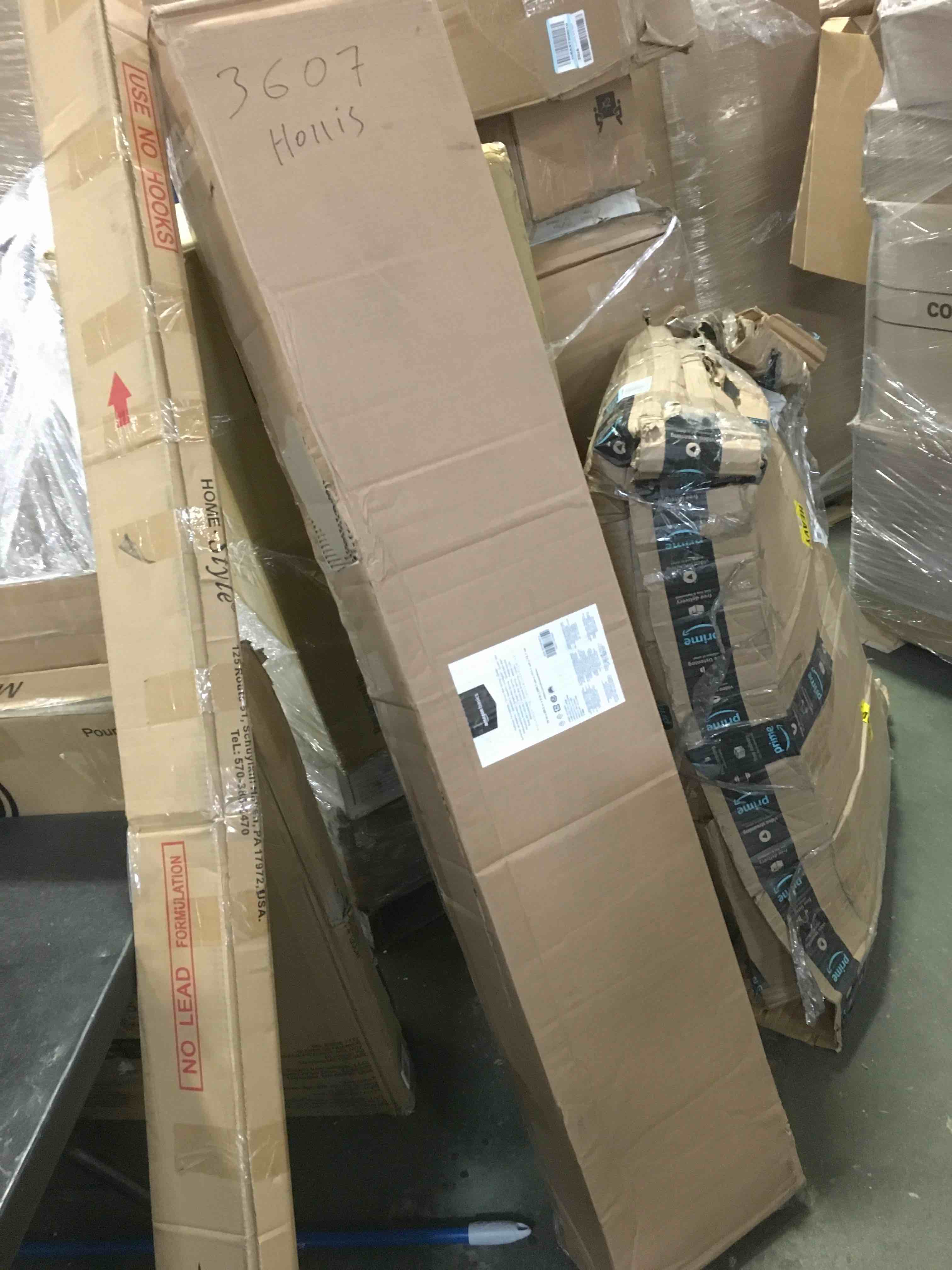 https://s3.amazonaws.com/lotting-images-prod/bidfta/BLU4832342_1684934894384.jpeg